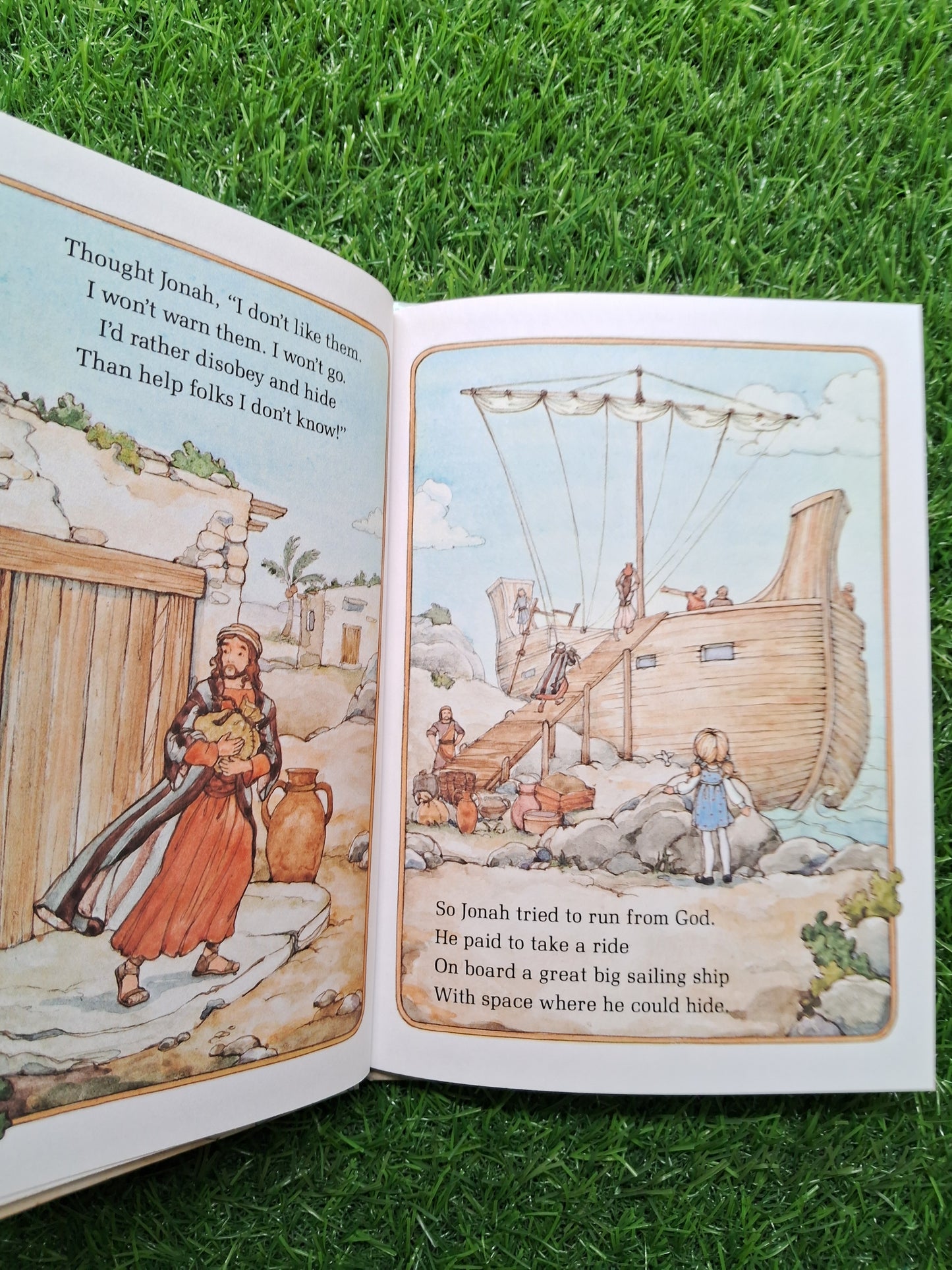 The story of jonah - Very Good Condition Hardcover