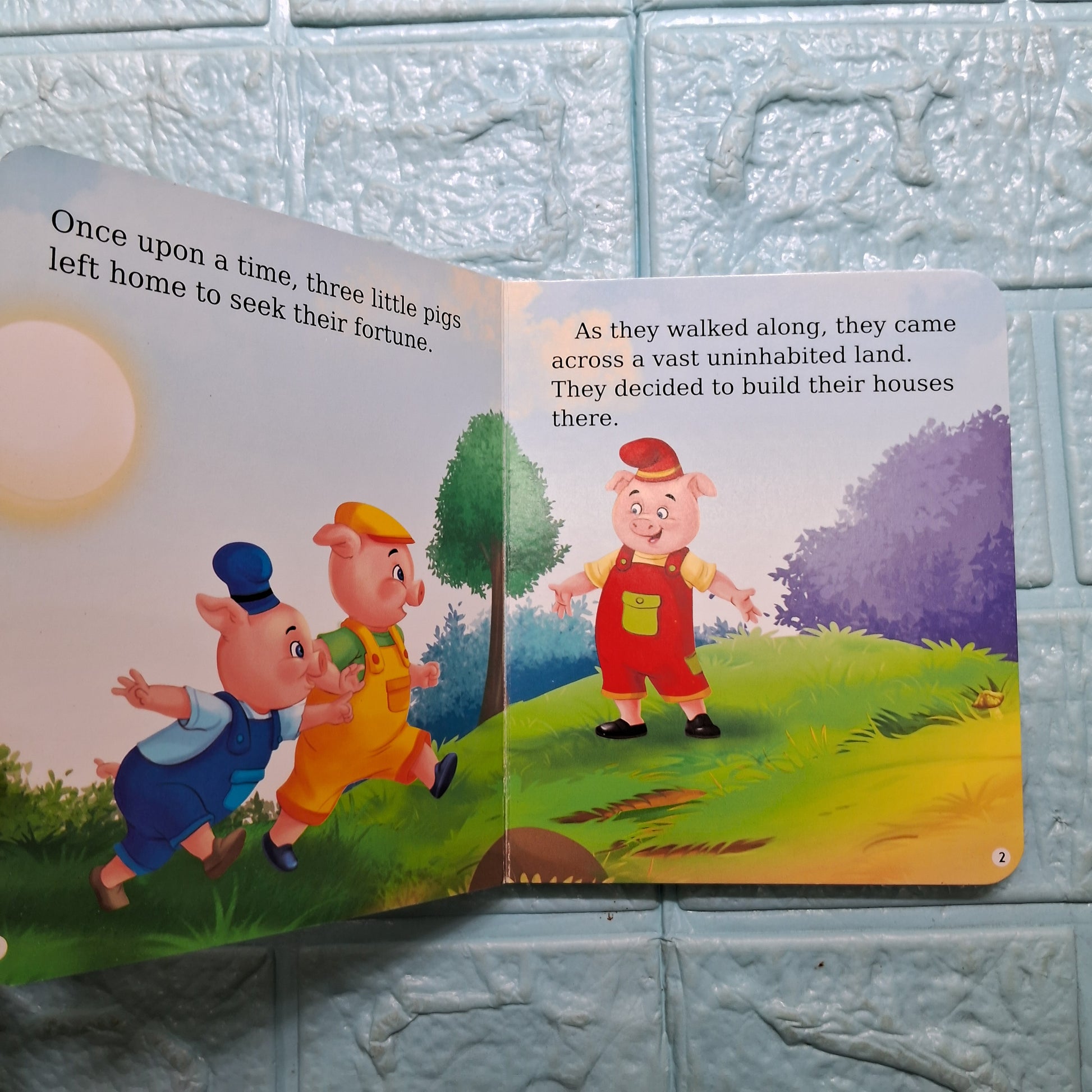 My First Board Book-Three Little Pigs