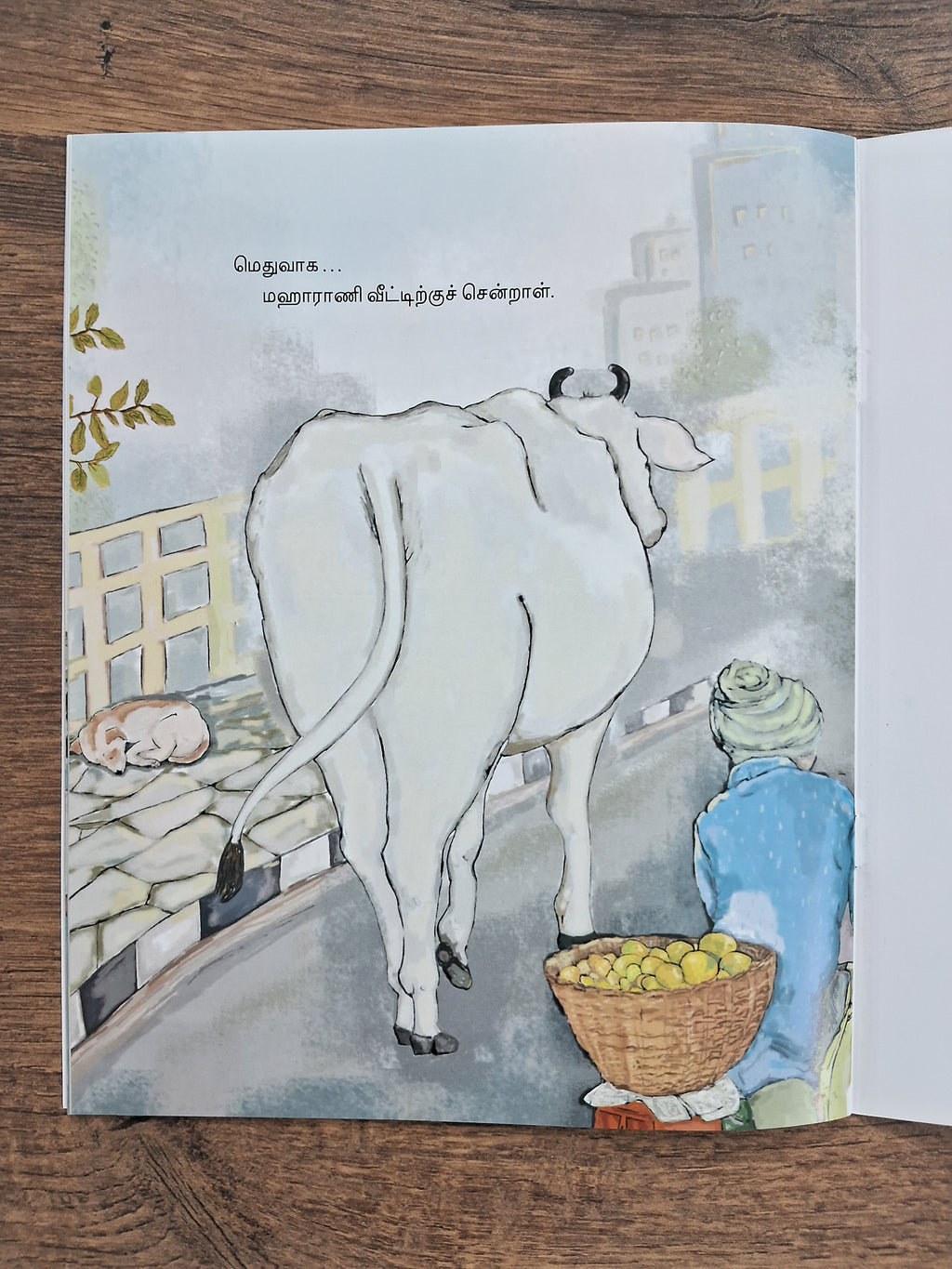 Maharani the Cow - Tamil - Picture Book