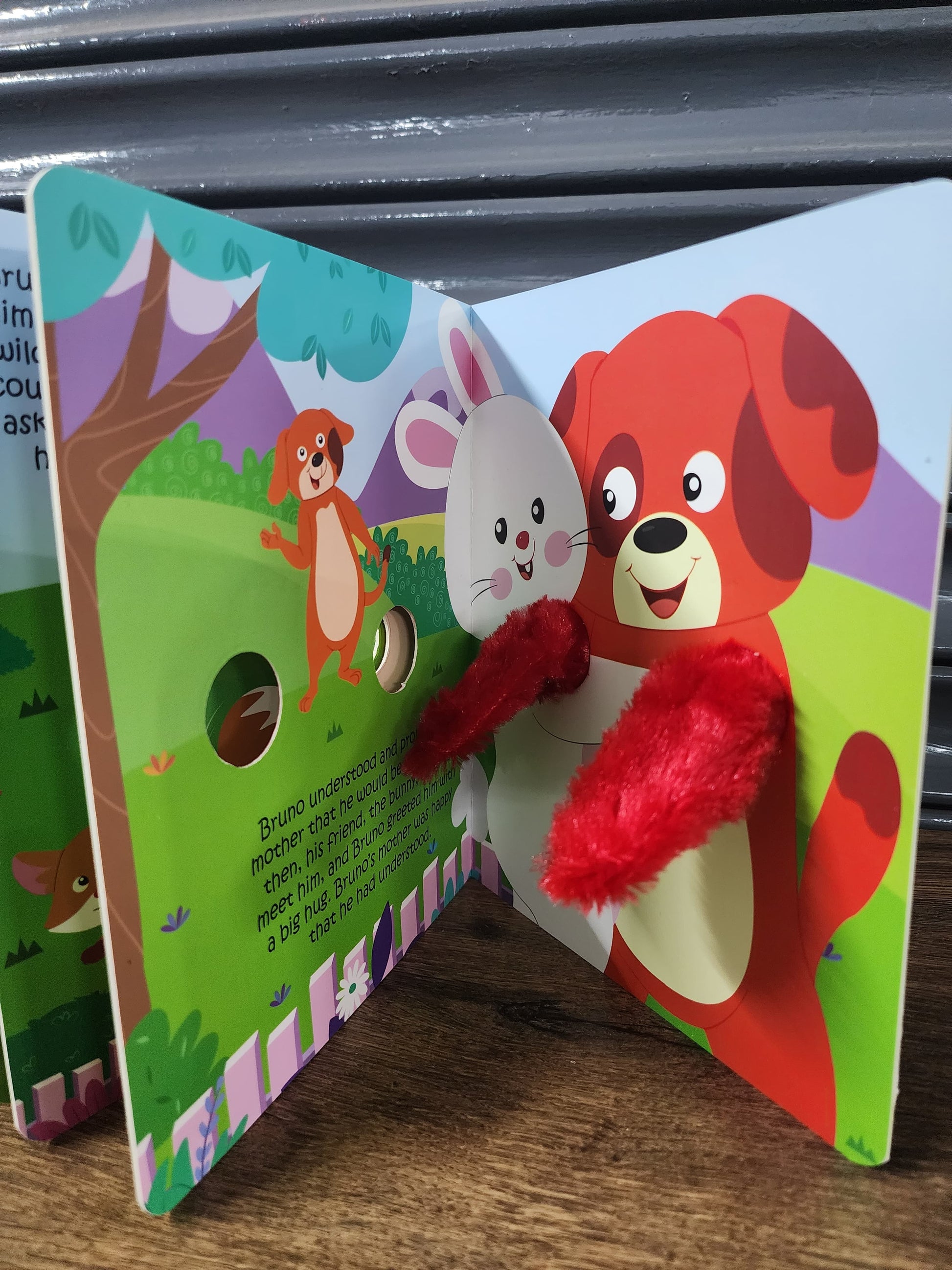 Puppet - Hug me - Little Puppy