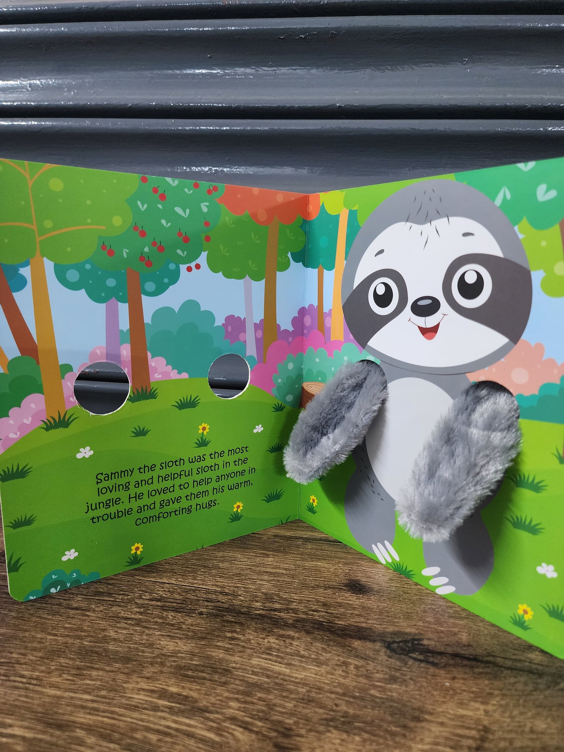 Puppet - Hug me - Little Sloth