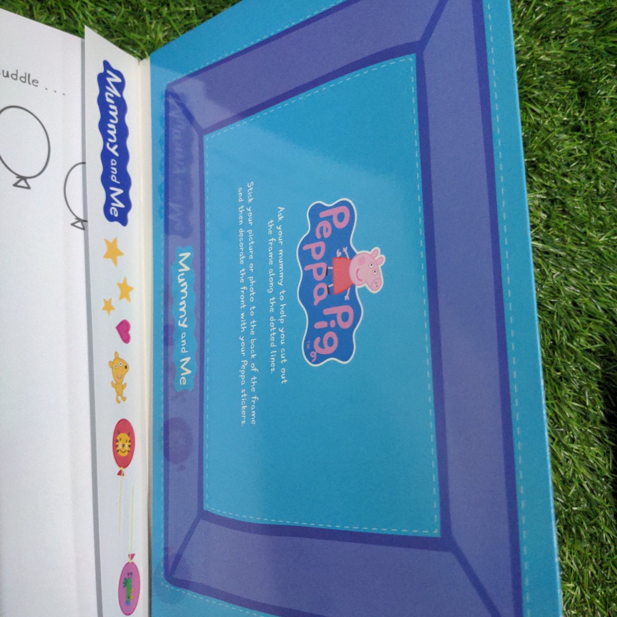 Peppa Pig: Mummy and Me Sticker Colouring book - We Are Turners
