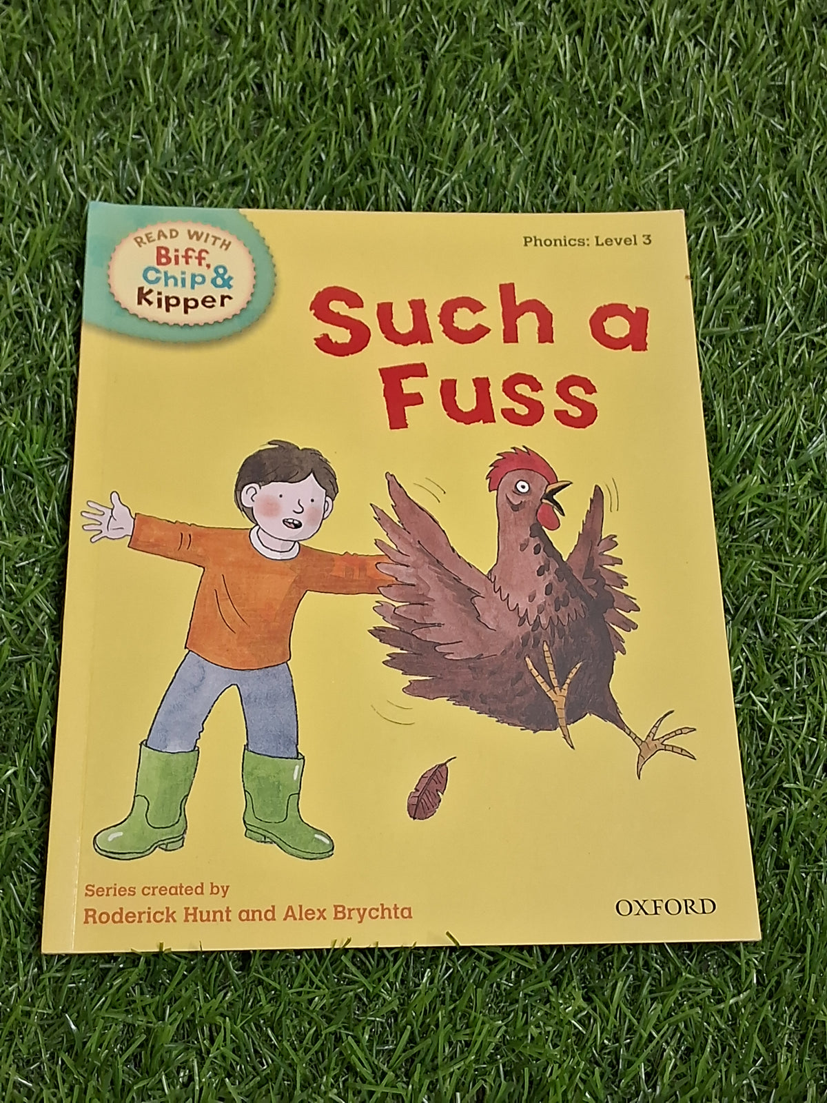 READ WITH BIFF CHIP & KIPPER - SUCH A FUSS - Excellent Condition Paperback