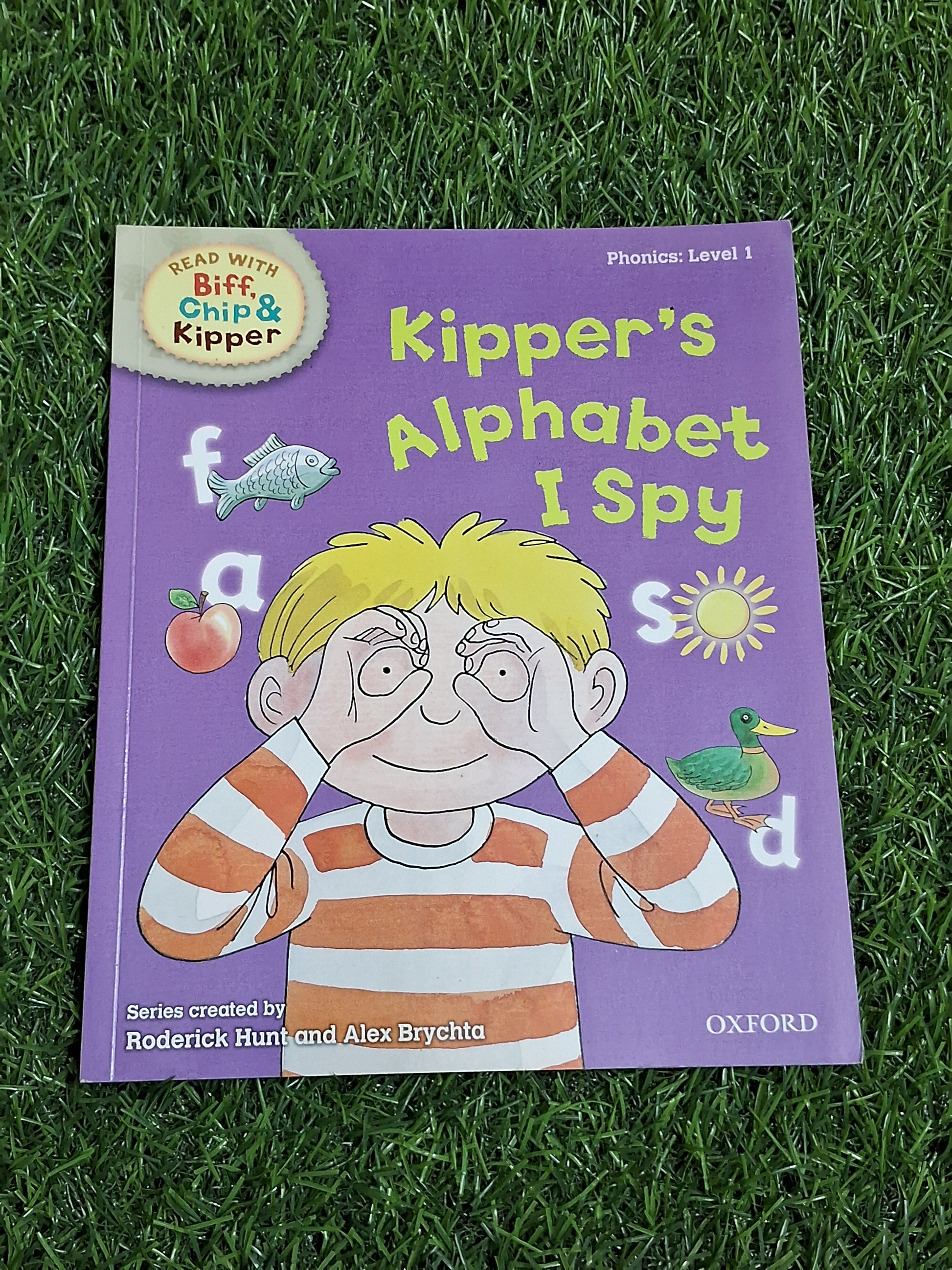 READ WITH BIFF CHIP & KIPPER - KIPPER'S ALPHABET I SPY - Excellent Condition Paperback