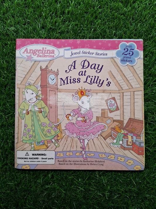 A day at miss lilly's -  Average Condition Paperback
