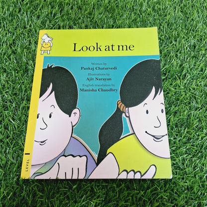 Look at me - Good Condition Paperback