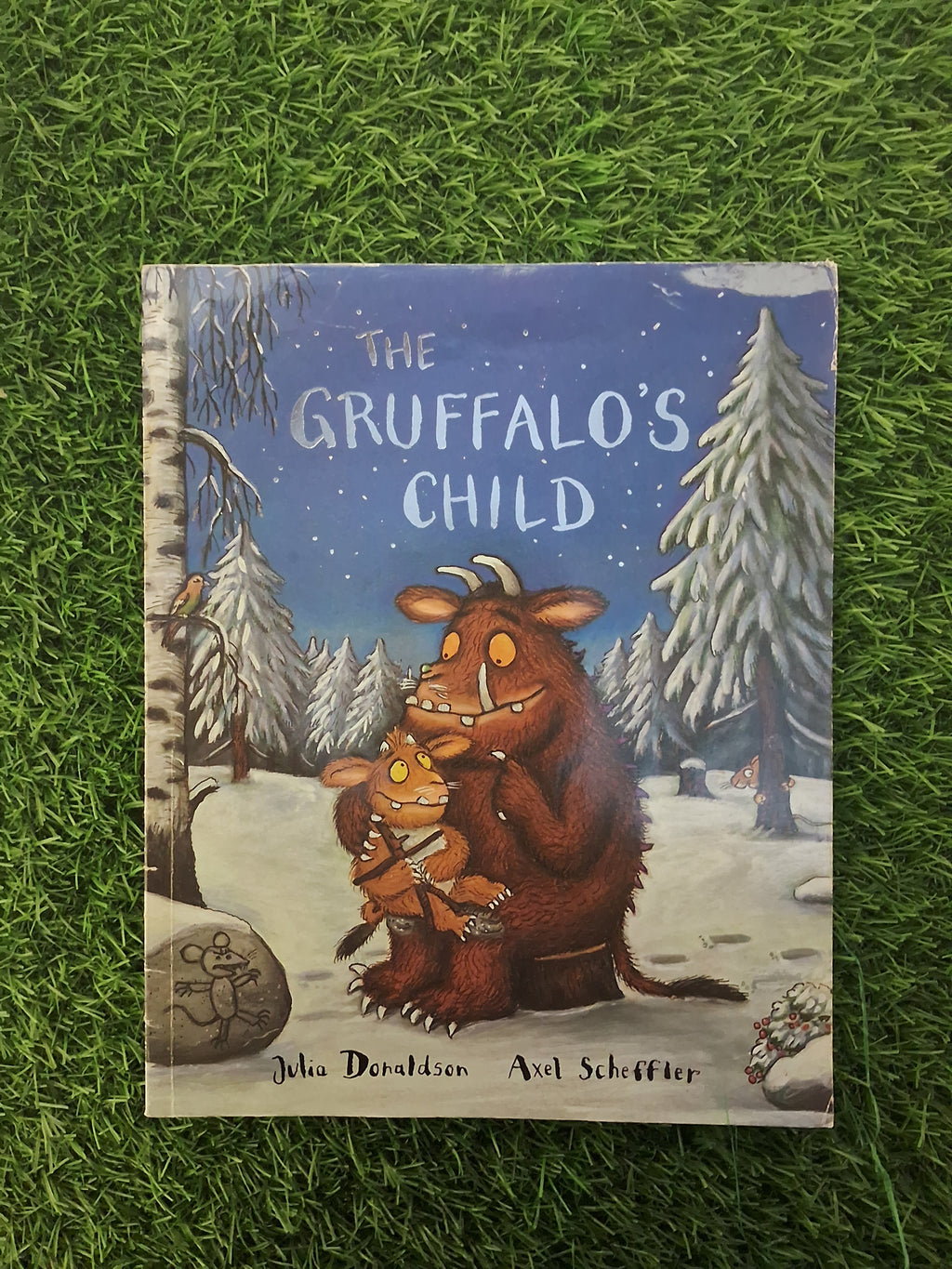 Book of THE GRUFFALO'S CHILD - Good Condition Paperback