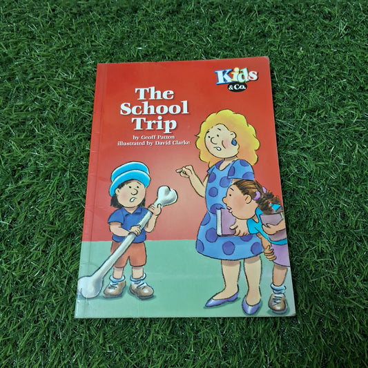 The school trip -  Good Condition Paperback