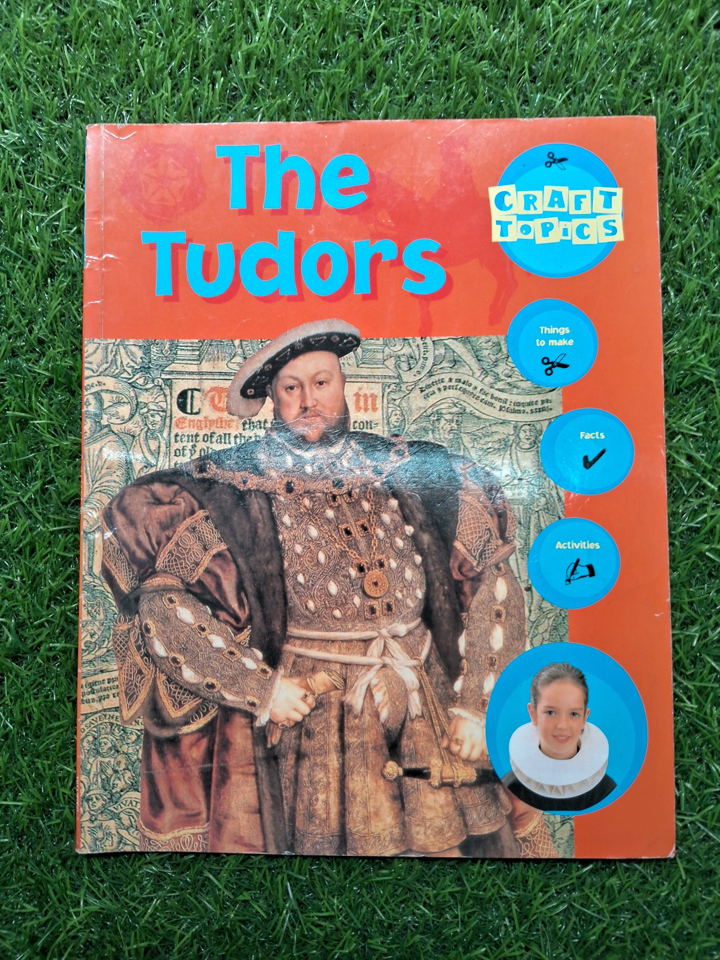The tudors -  Good Condition Paperback