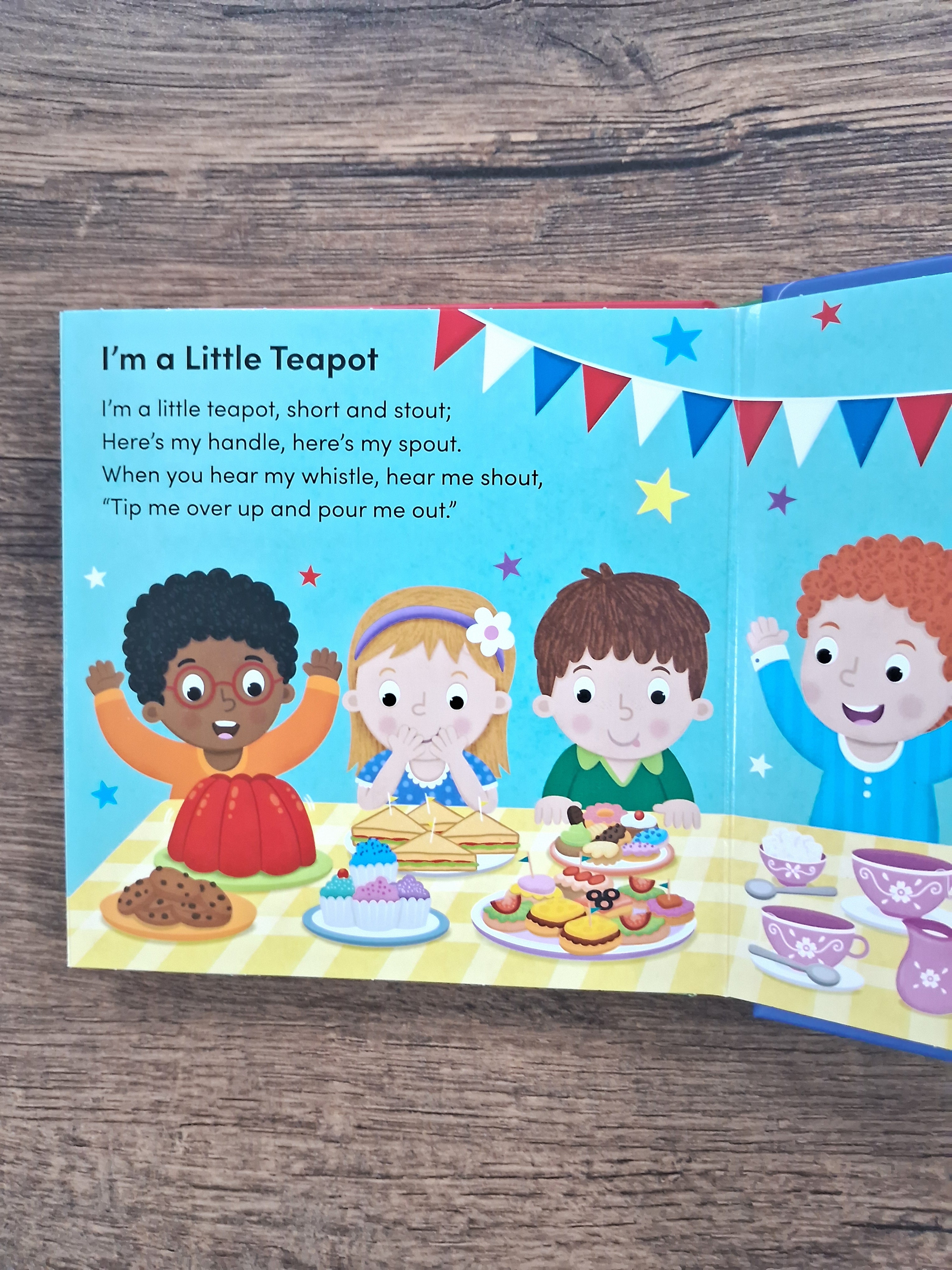 Popup - Peekaboo Playtime Rhymes