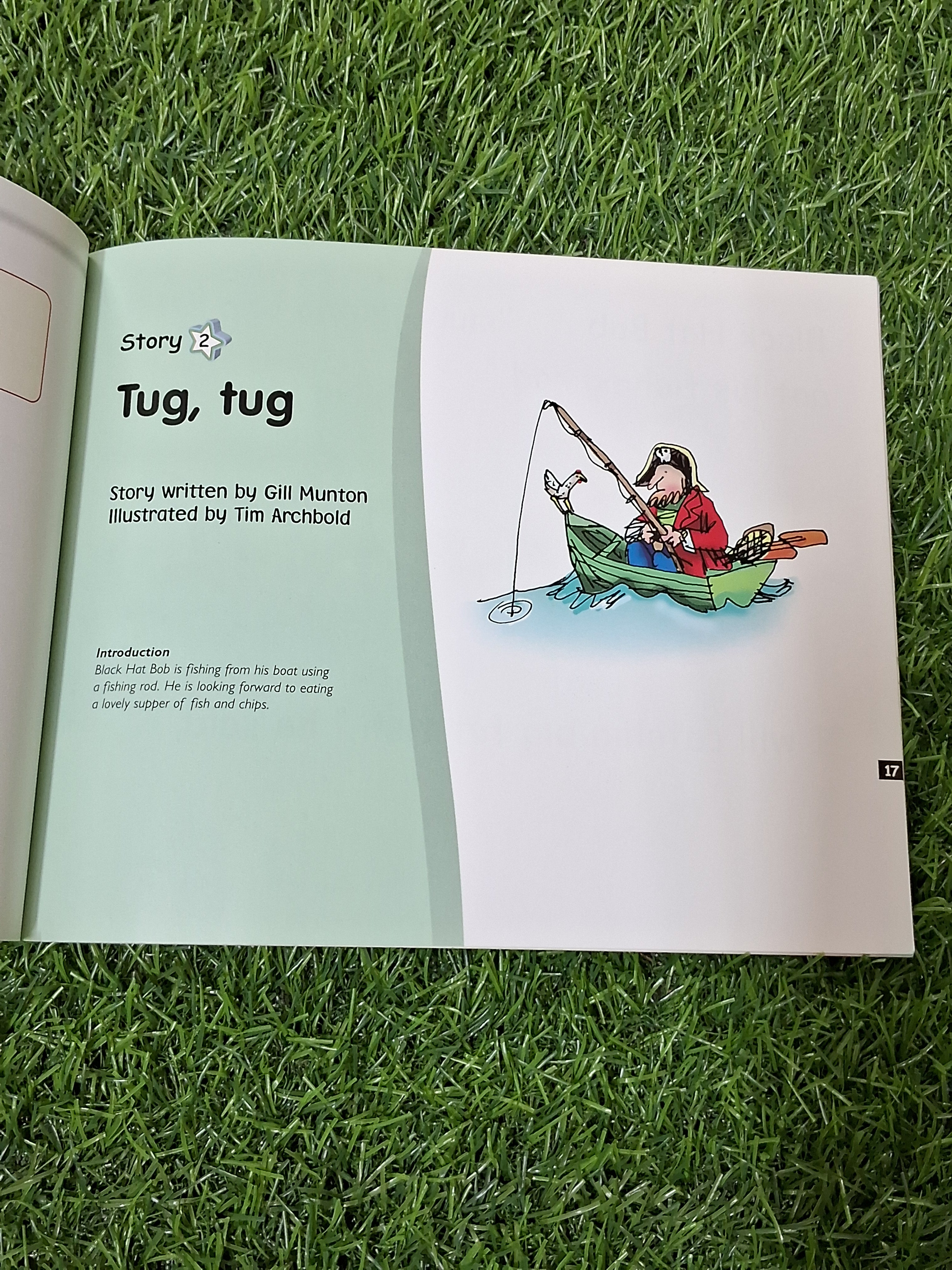 Phonics - Black Hat Bob and Tug Tug - 2 stories in 1 -  Excellent Condition Paperback