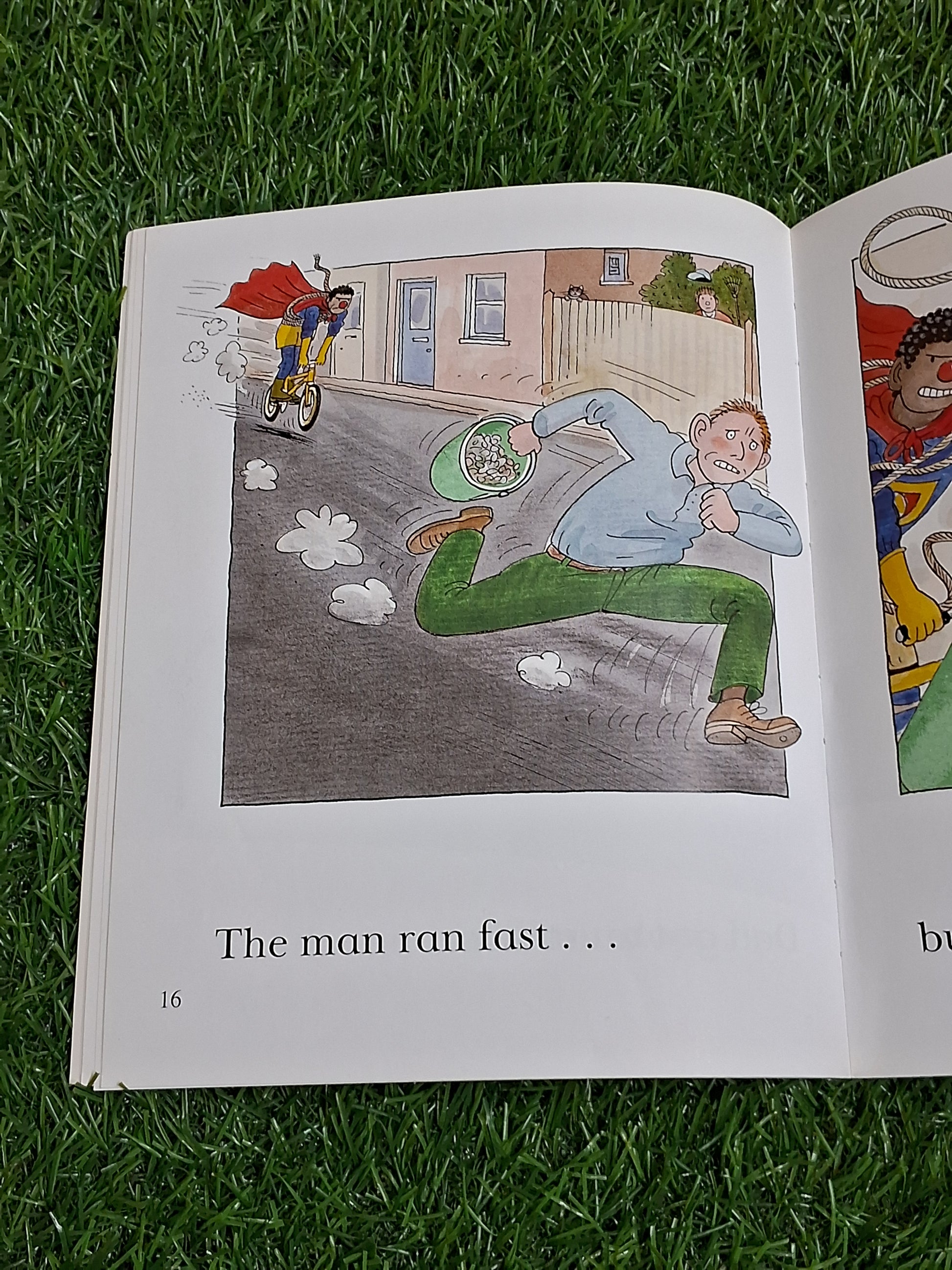READ WITH BIFF CHIP & KIPPER - SUPER DAD - Excellent Condition Paperback