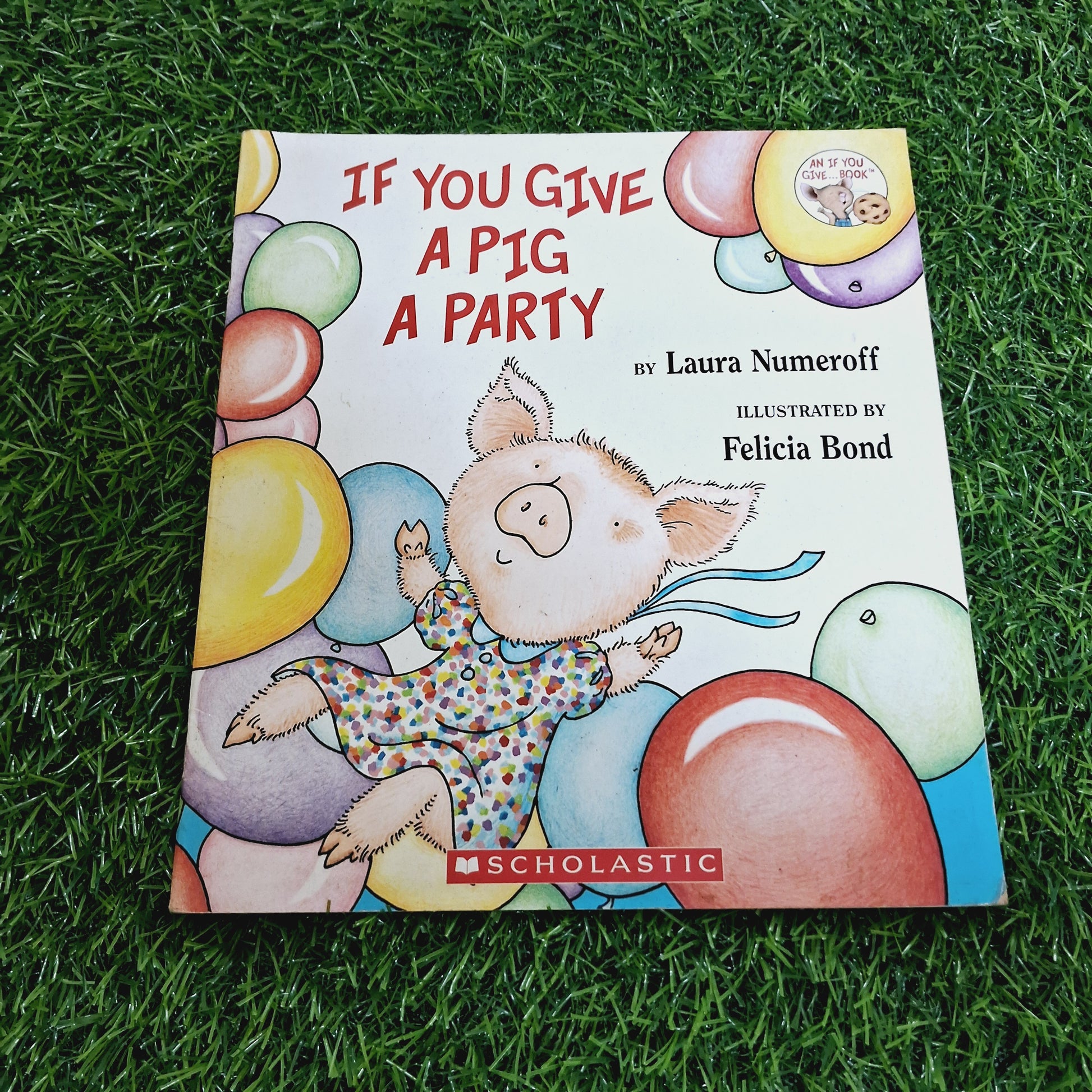 If you give a pig party - Very Good Condition Paperback