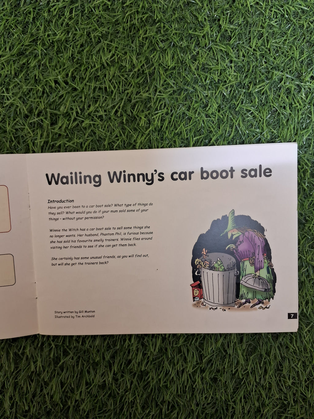 READ WRITE INC - WAILING WINNY'S CAR BOOT SALE grey story book 6 -  Very Good Condition Paperback