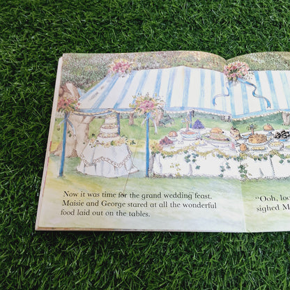Maisie Middleton at the wedding - Good Condition Paperback