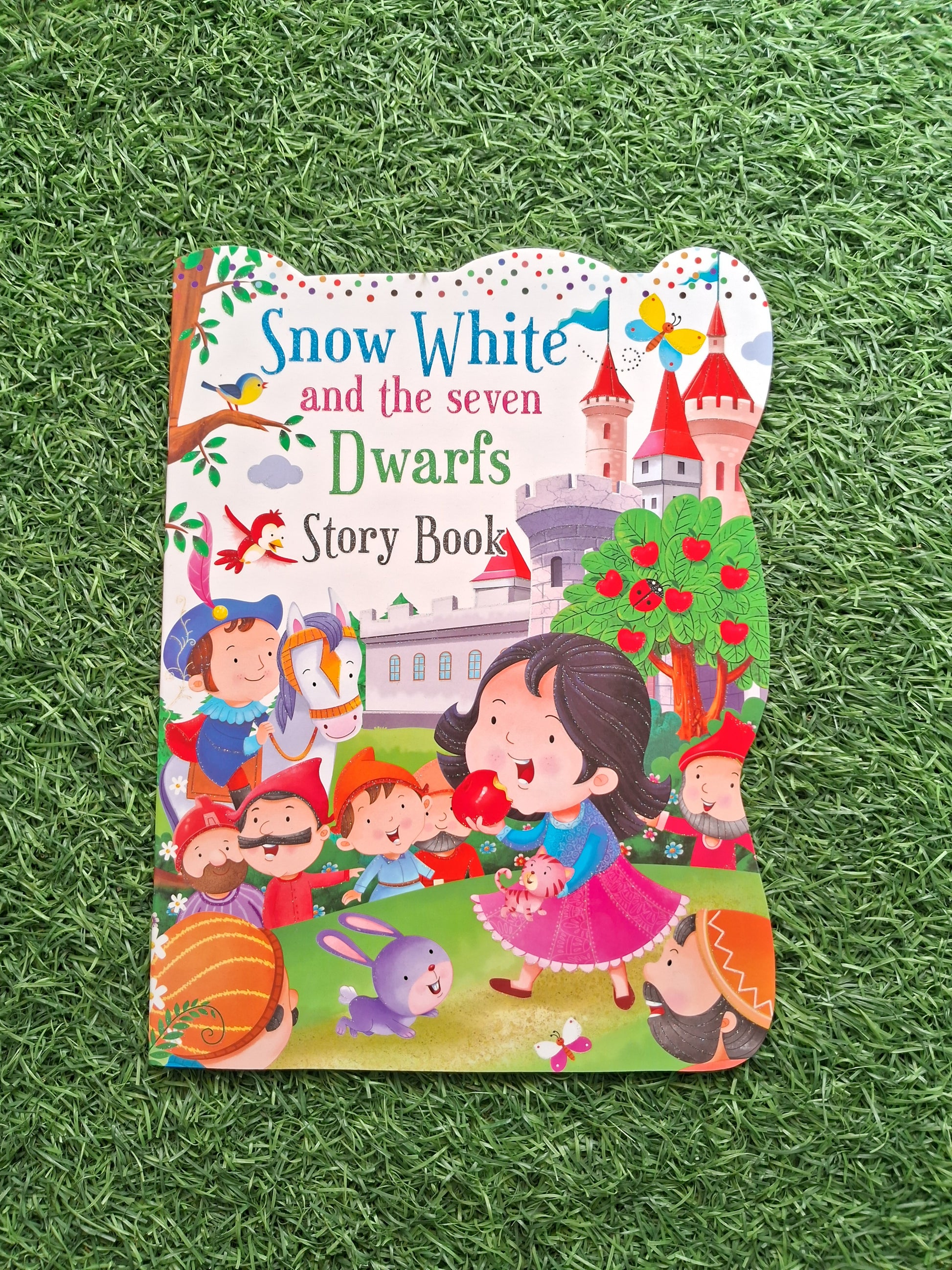 Snow White and Seven Dwarfs - Story Book