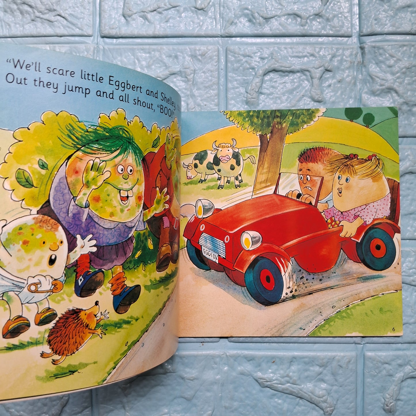 Eggbert Adventure at the seaside - Very Good Condition Paperback