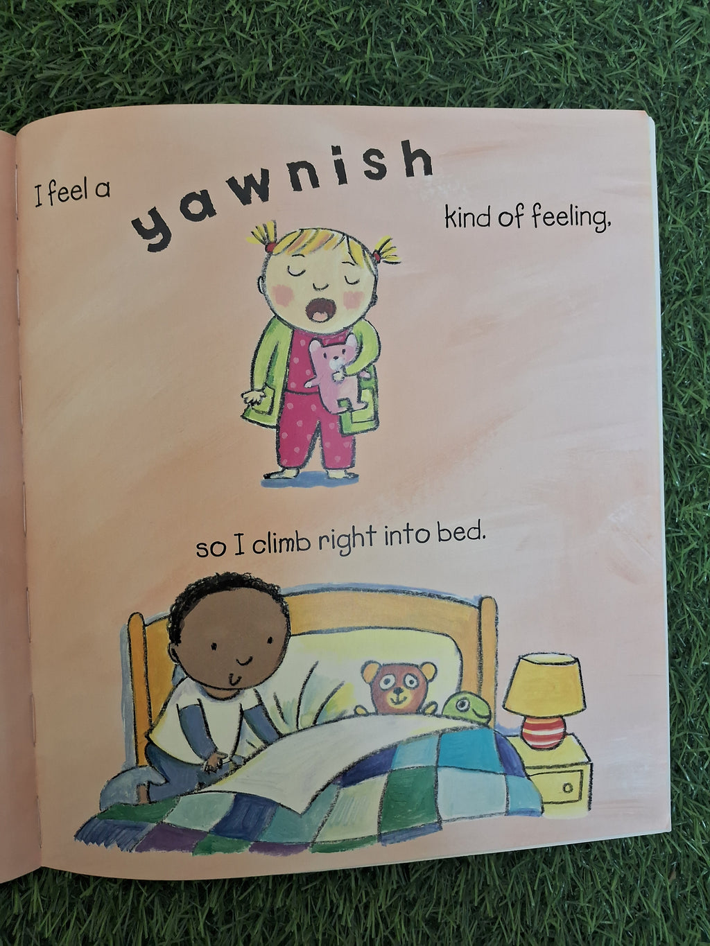 A FUNNY SUNNY BOOK OF FEELINGS - SOMETIMES I FEEL SUNNY -  Very Good Condition Paperback