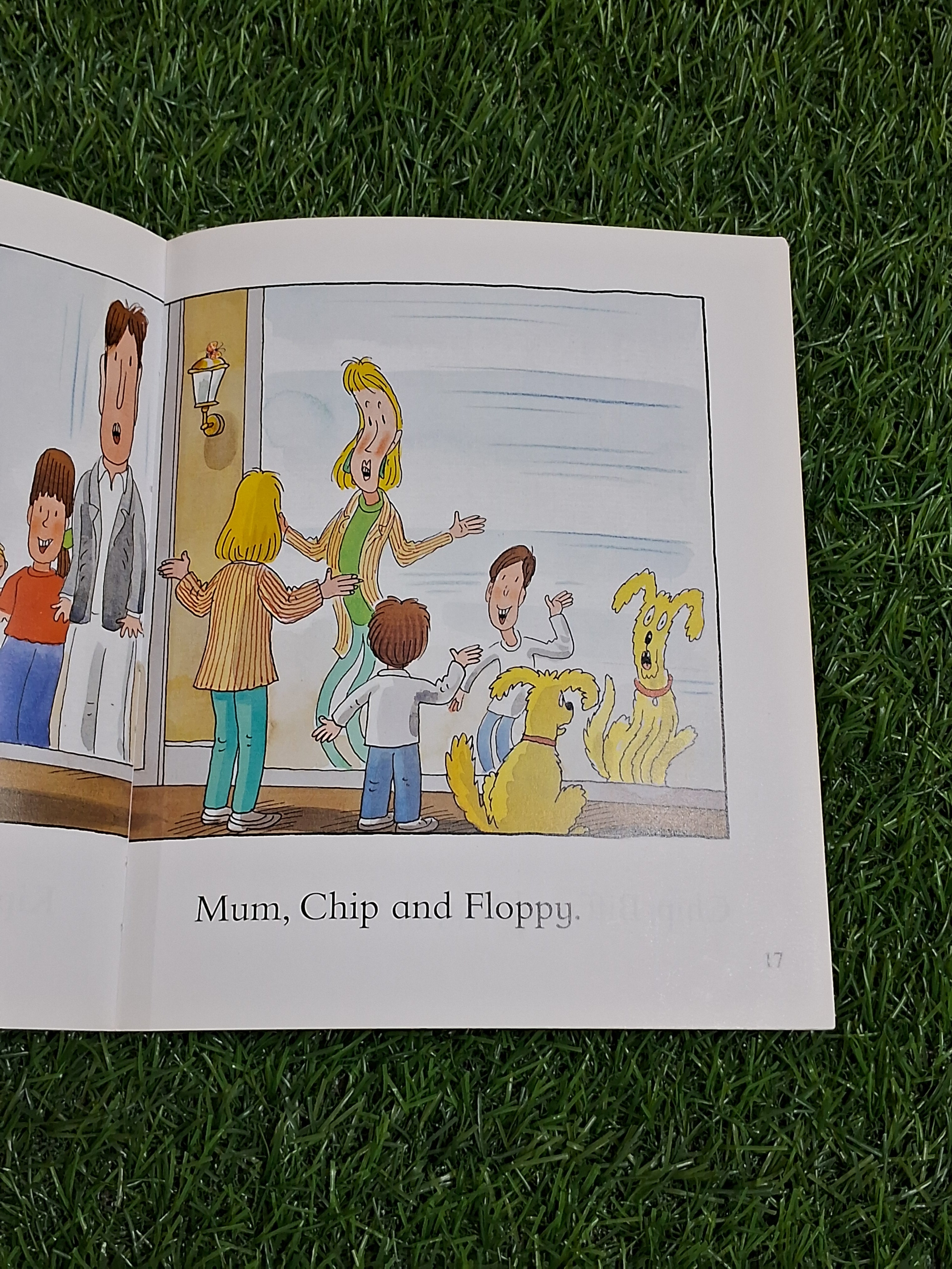 READ WITH BIFF CHIP & KIPPER - A GOOD TRICK - Excellent Condition Paperback