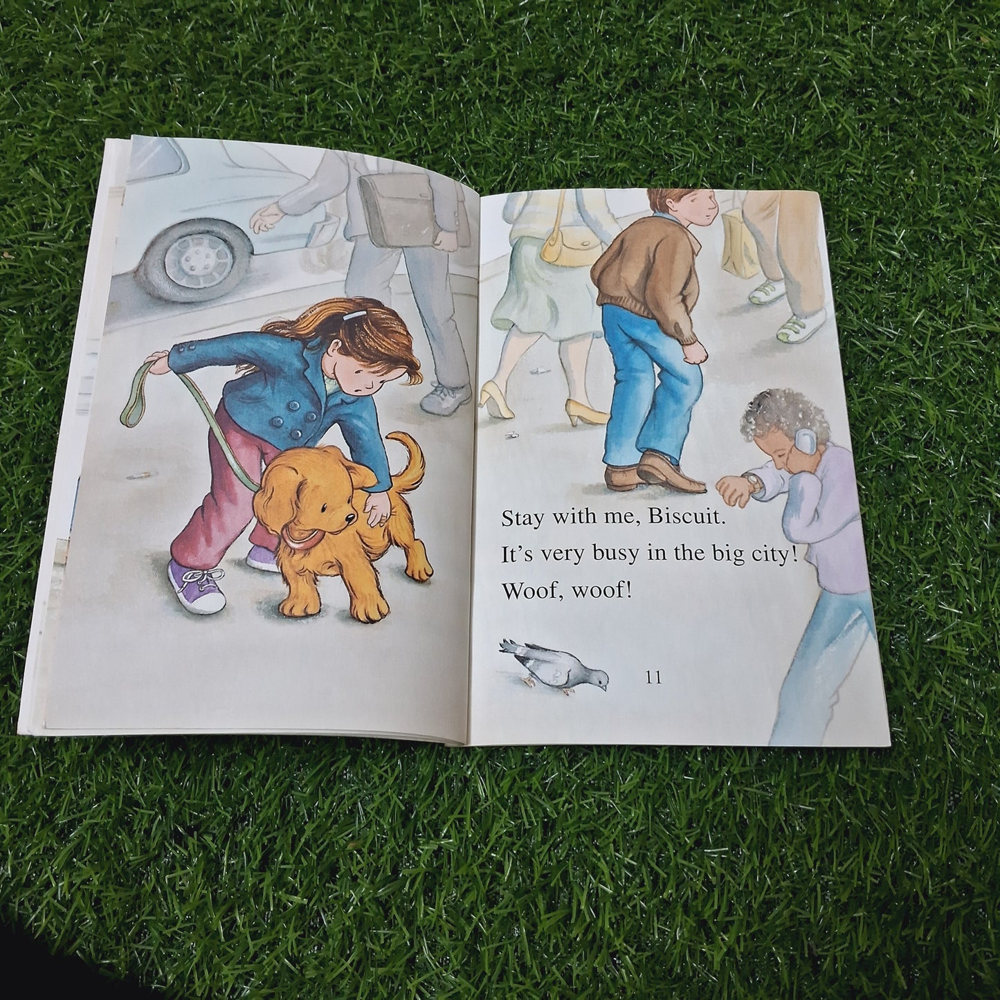 Biscuit visits the big city - Good Condition Paperback