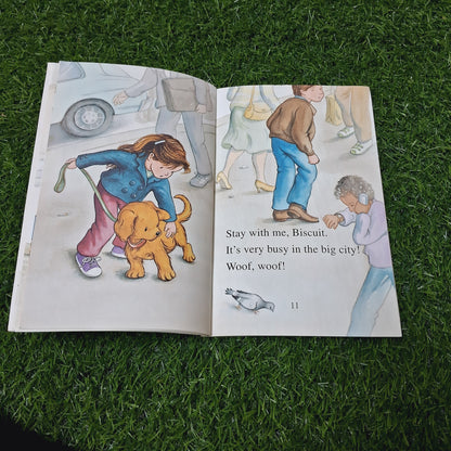 Biscuit visits the big city - Good Condition Paperback