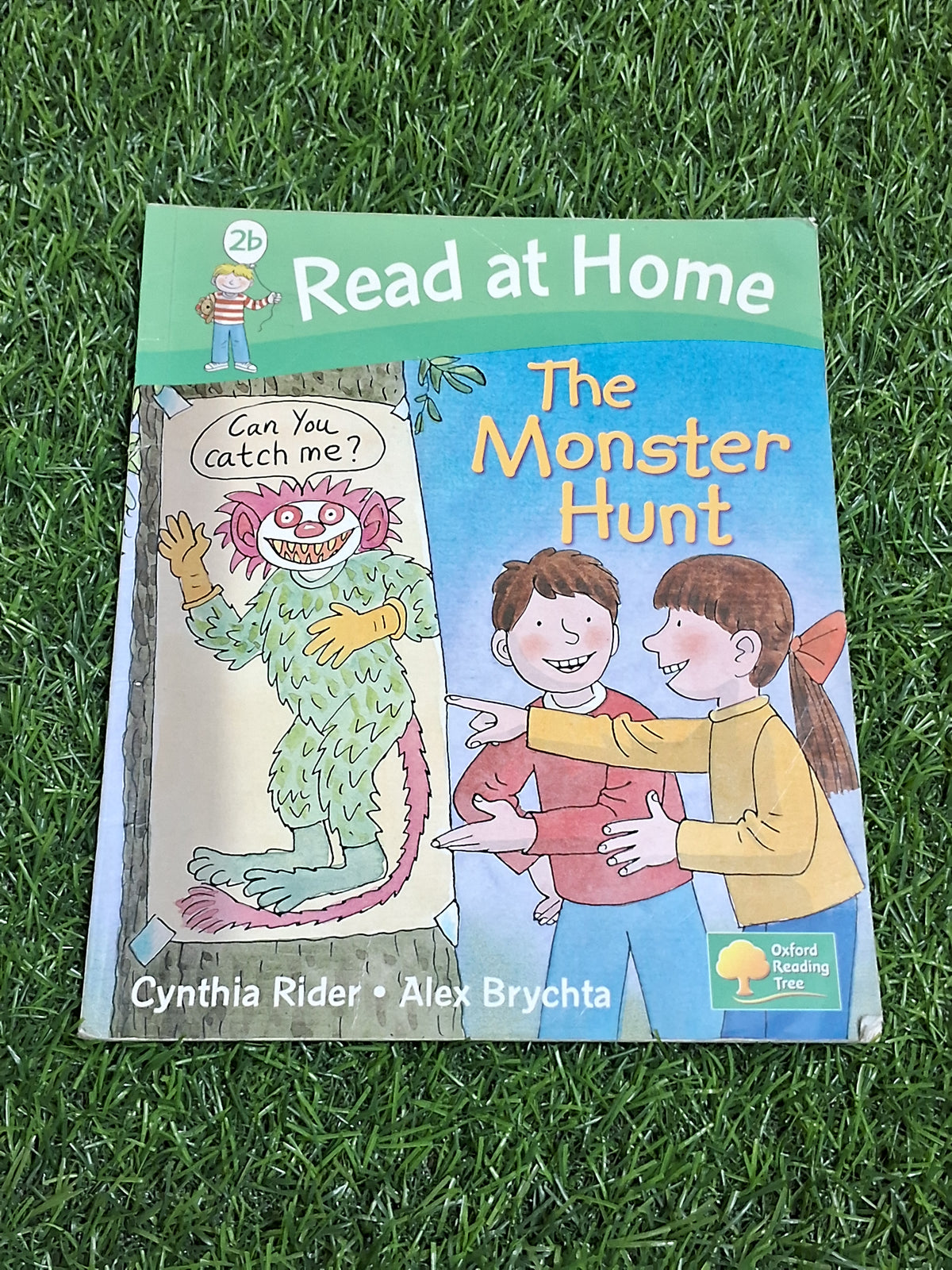 Read at Home - The Monster Hunt -  Very Good Condition Paperback
