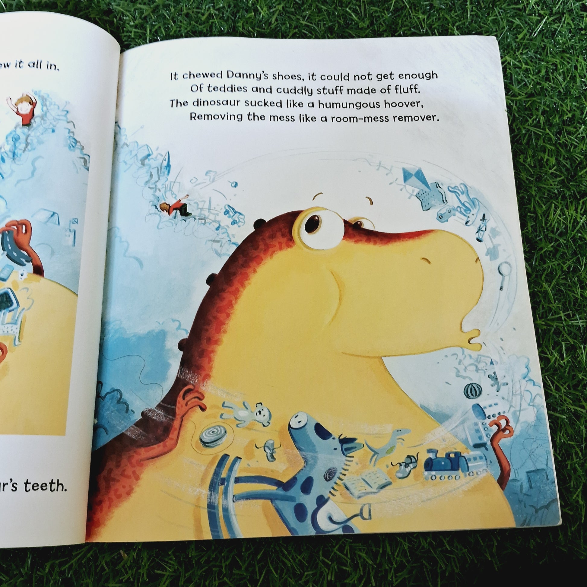 The dinosaur that pooped The bed - Very Good Condition Paperback
