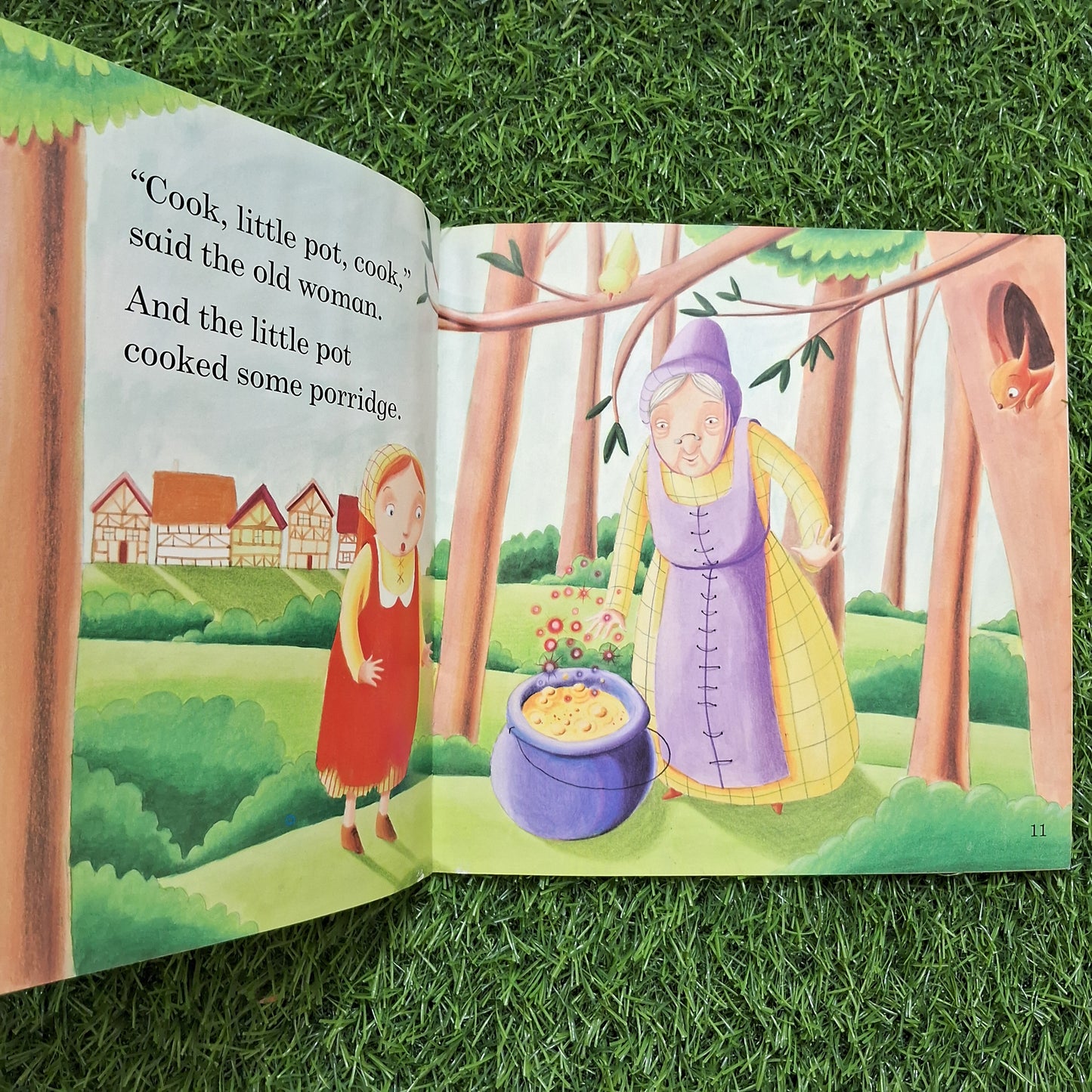 The magic porridge pot - Very Good Condition Paperback