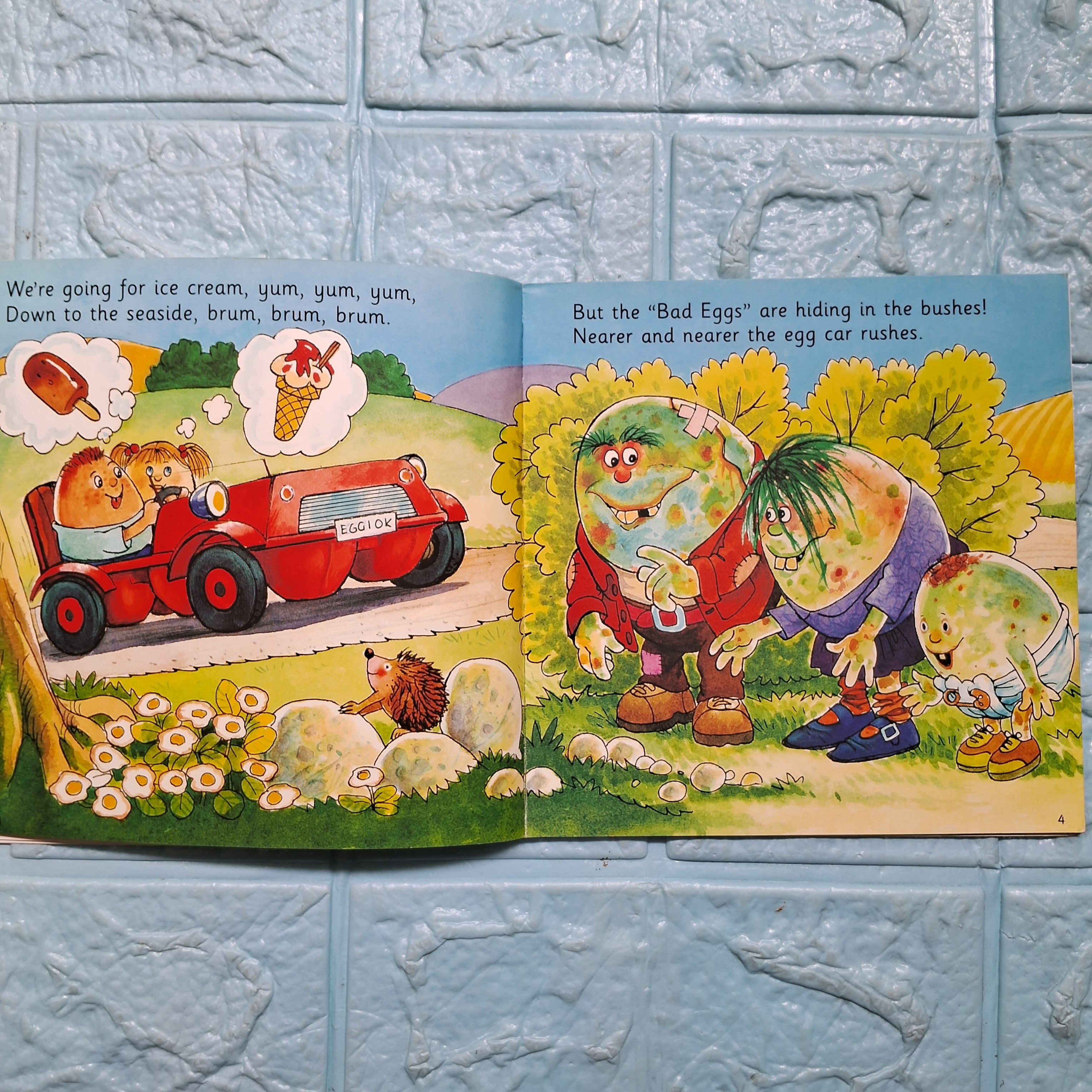 Eggbert Adventure at the seaside - Very Good Condition Paperback