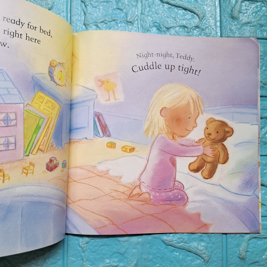 Cuddlebup Tight! - Very Good Condition Paperback