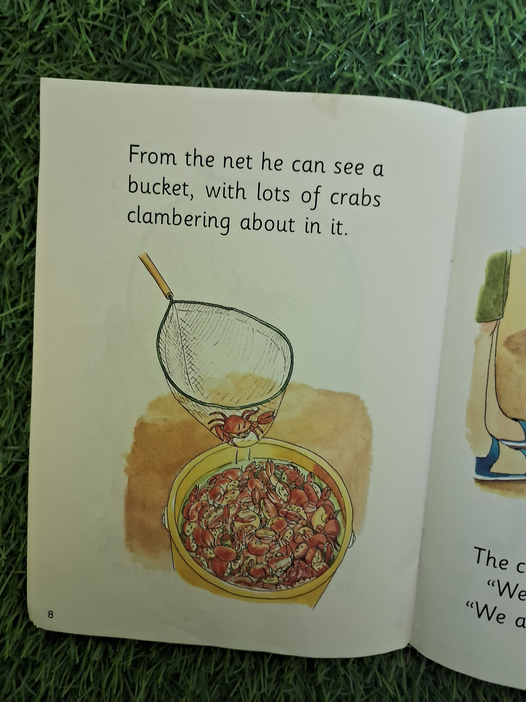 JOLLY READERS - CRABS -  Very Good Condition Paperback
