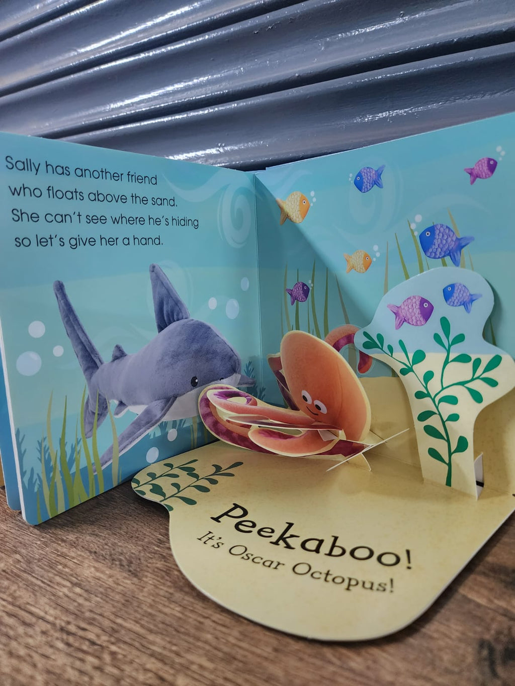Shark - Popup Peekaboo