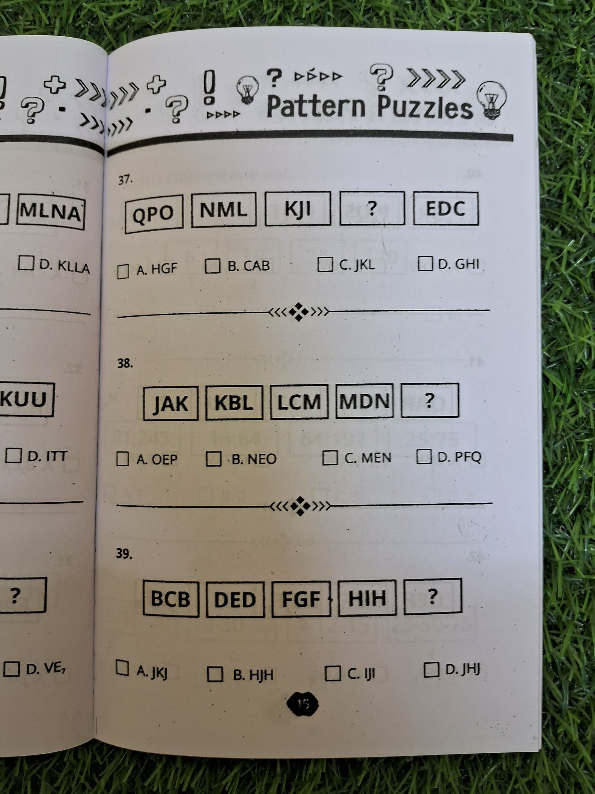 Pattern puzzles Book