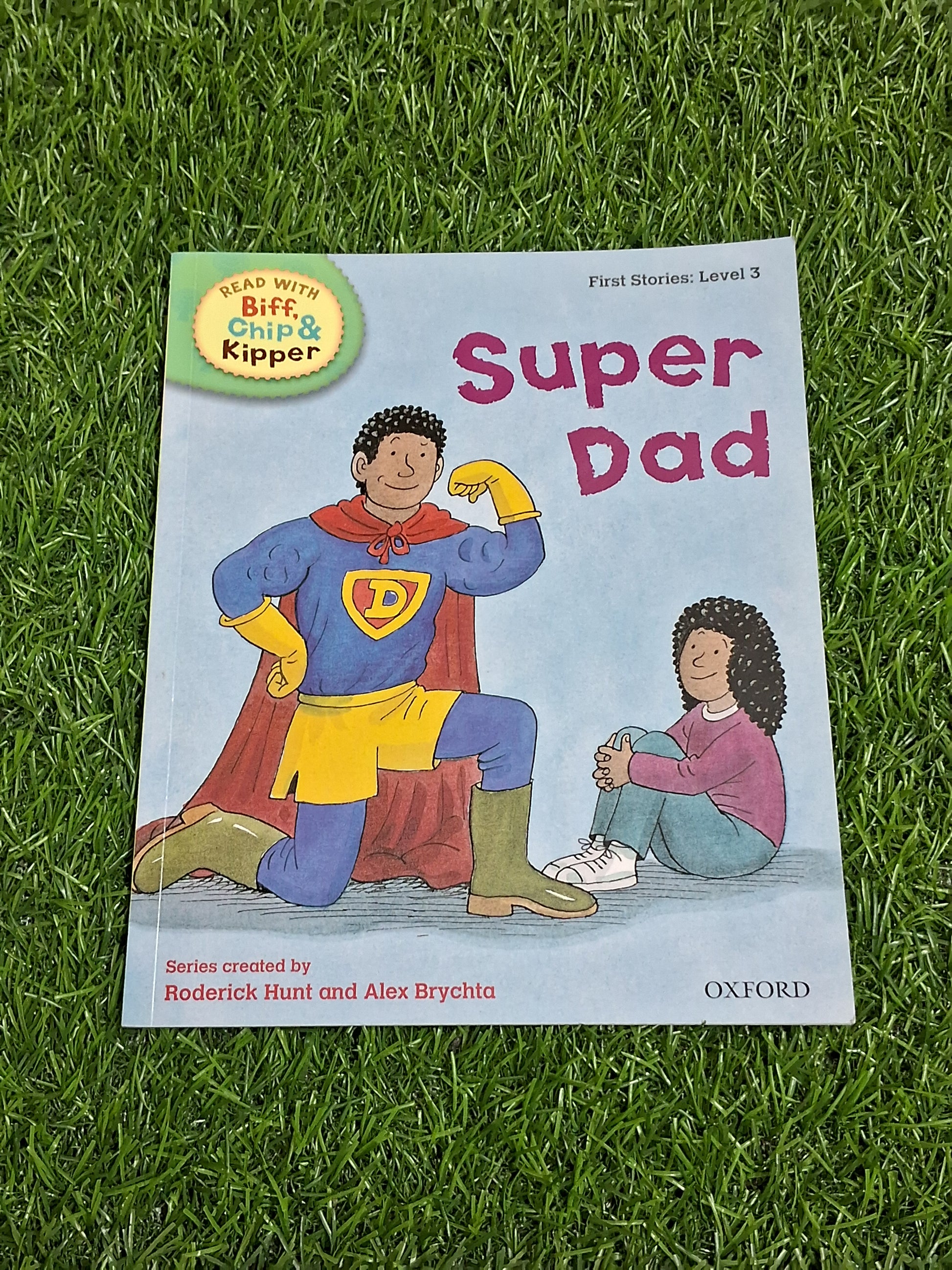 READ WITH BIFF CHIP & KIPPER - SUPER DAD - Excellent Condition Paperback