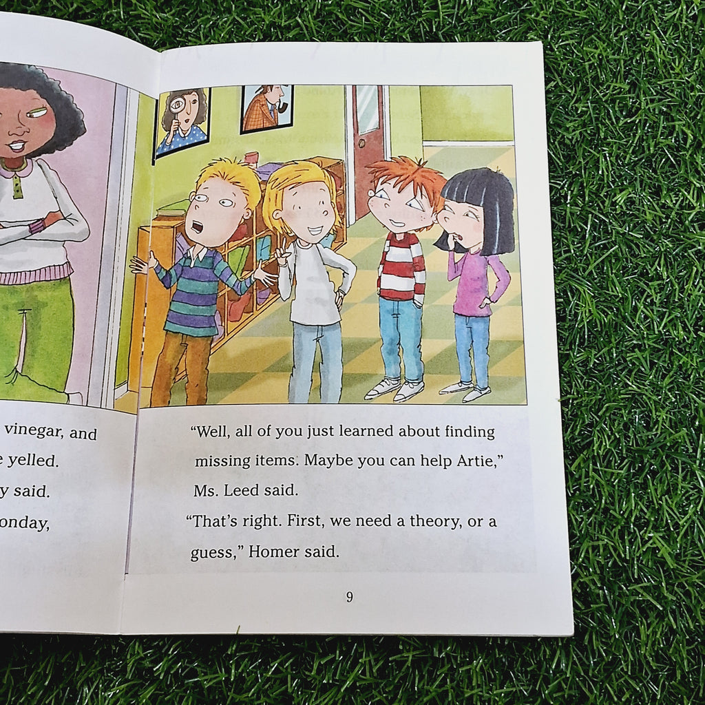 Clue school the lost lunch mystery - Good Condition Paperback