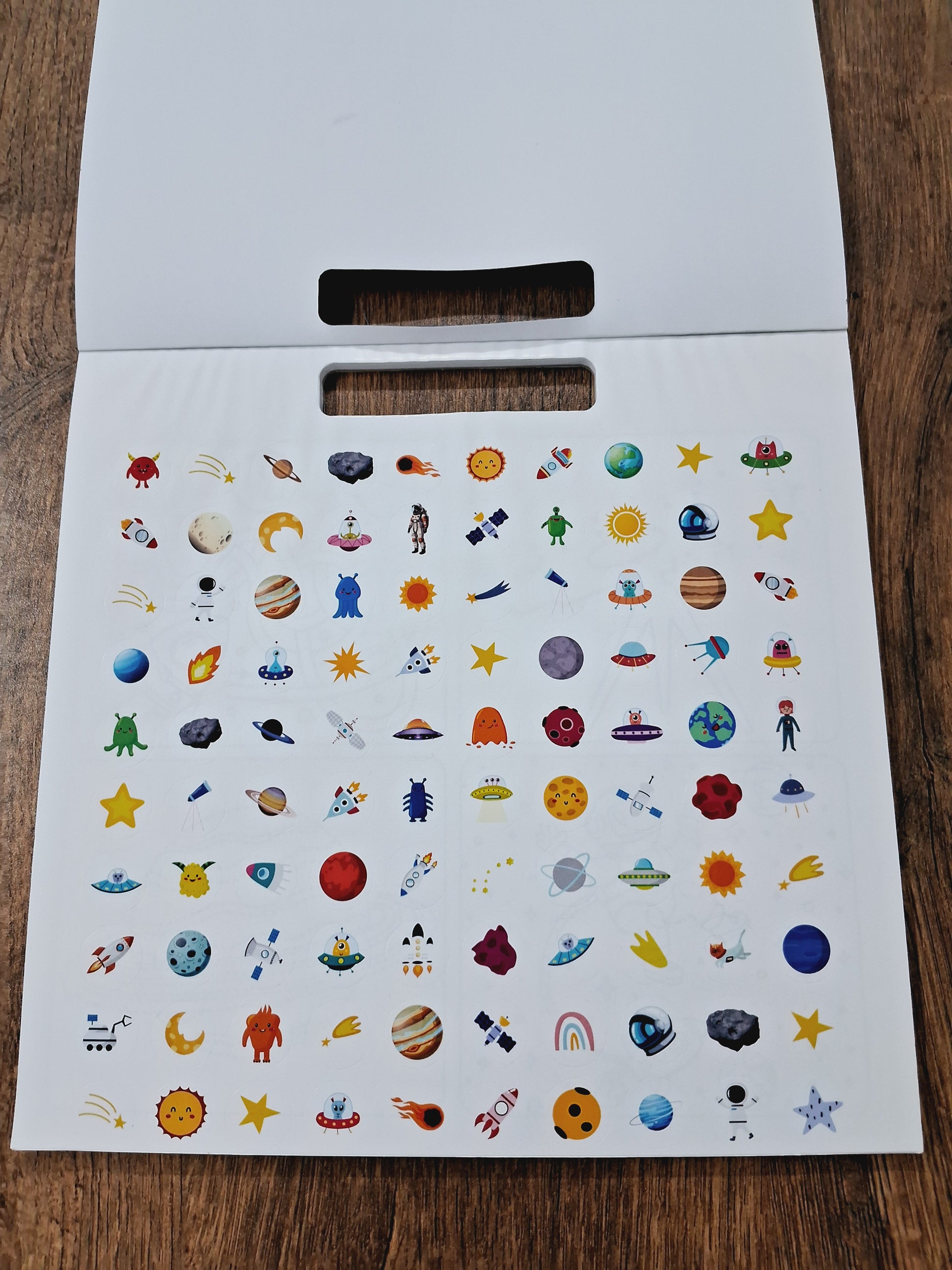 Space Activity Pad (100 Stickers included)