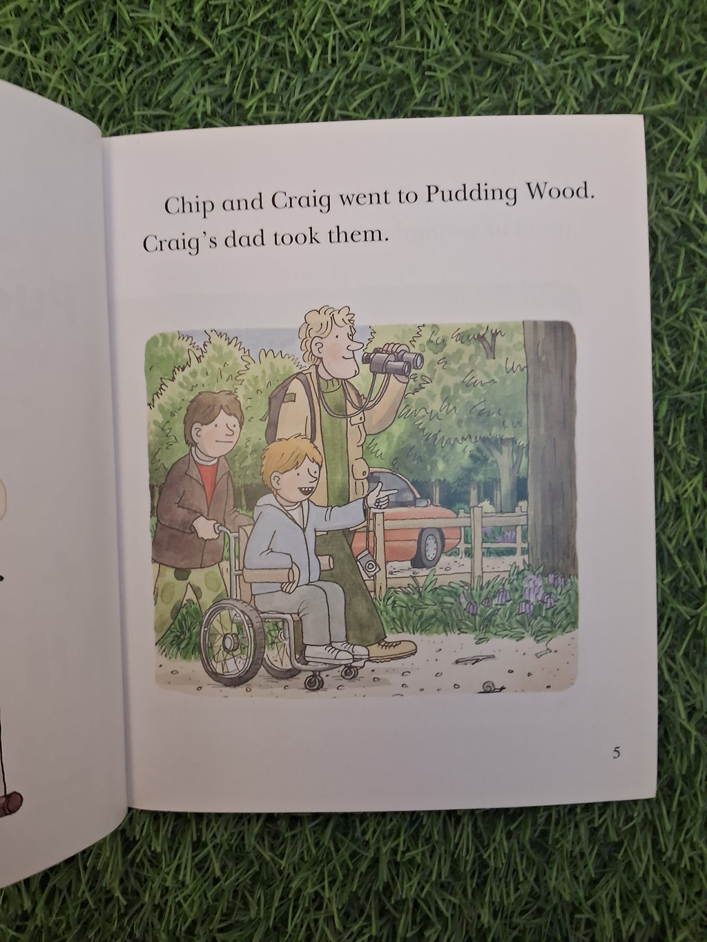 READ WITH BIFF CHIP & KIPPER - SAVE PUDDING WOOD - Excellent Condition Paperback