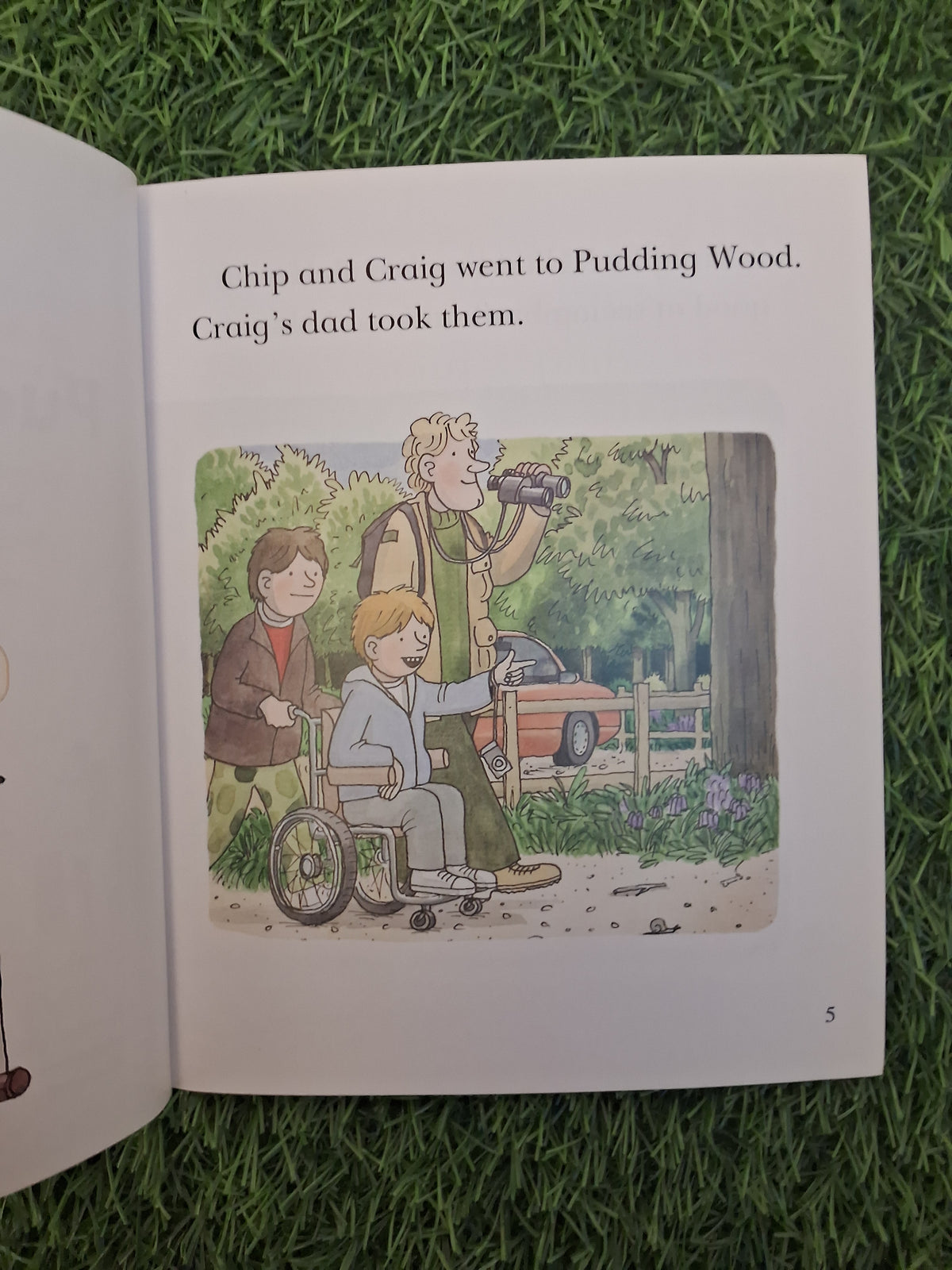READ WITH BIFF CHIP & KIPPER - SAVE PUDDING WOOD - Excellent Condition Paperback