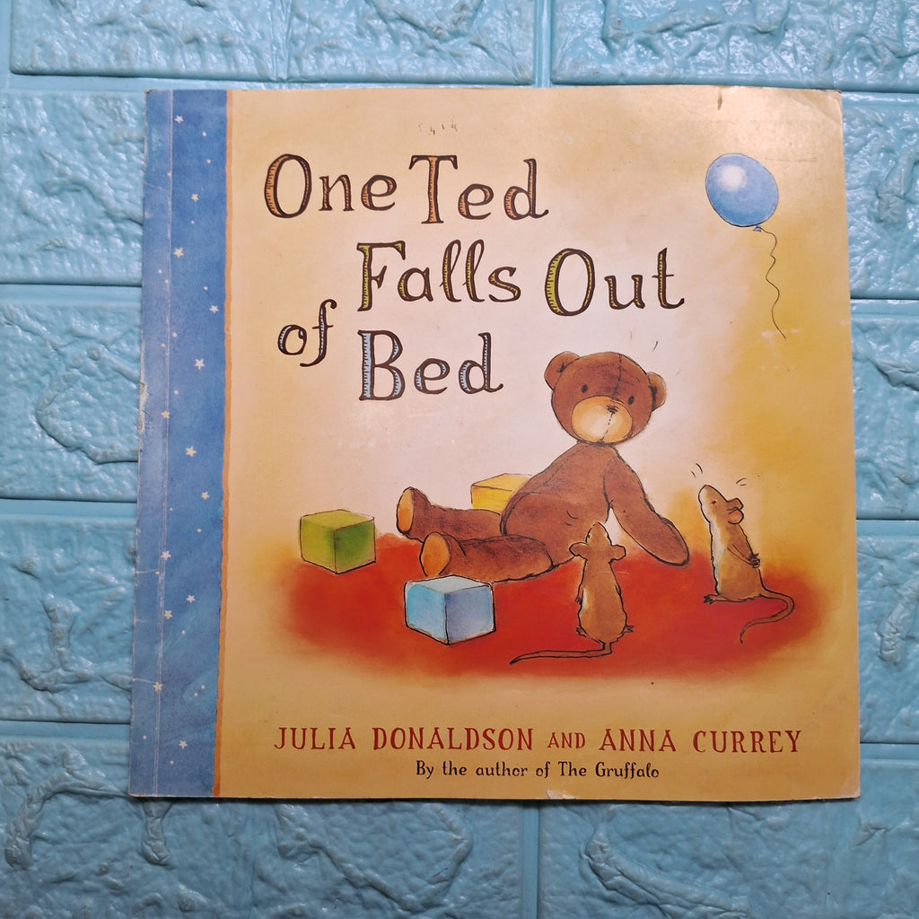 One ted falls out of bed - Good Condition Paperback