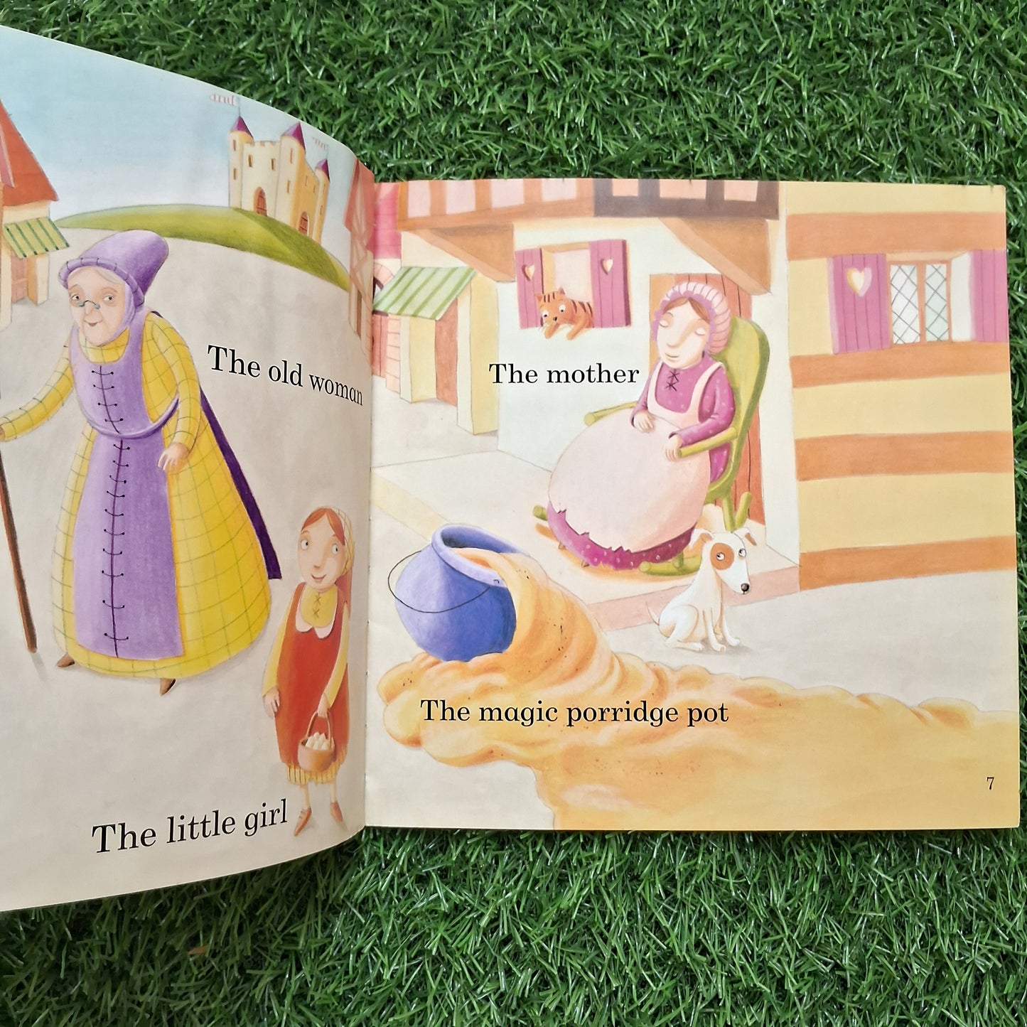 The magic porridge pot - Very Good Condition Paperback