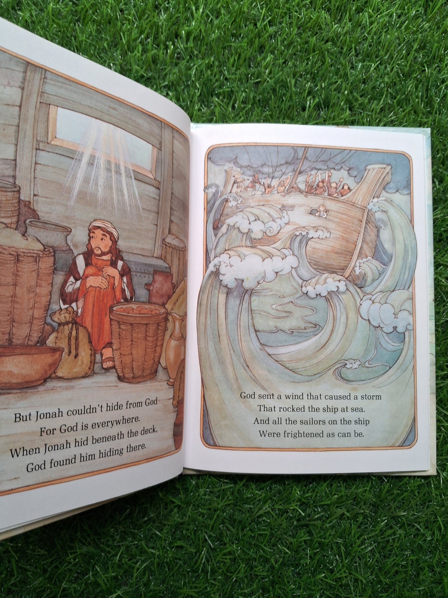 The story of jonah -  Very Good Condition Hardcover
