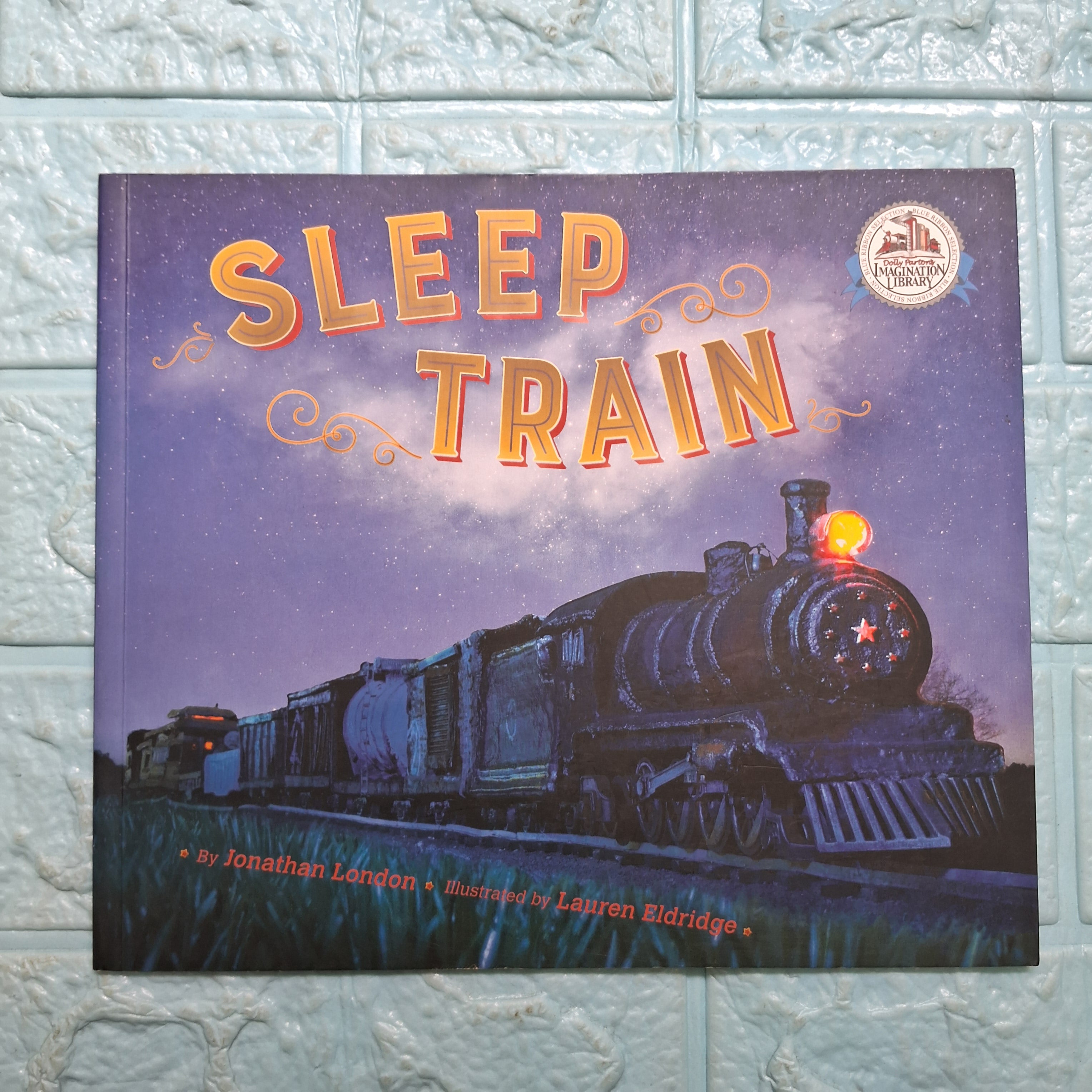 Sleep train - Very Good Condition Paperback