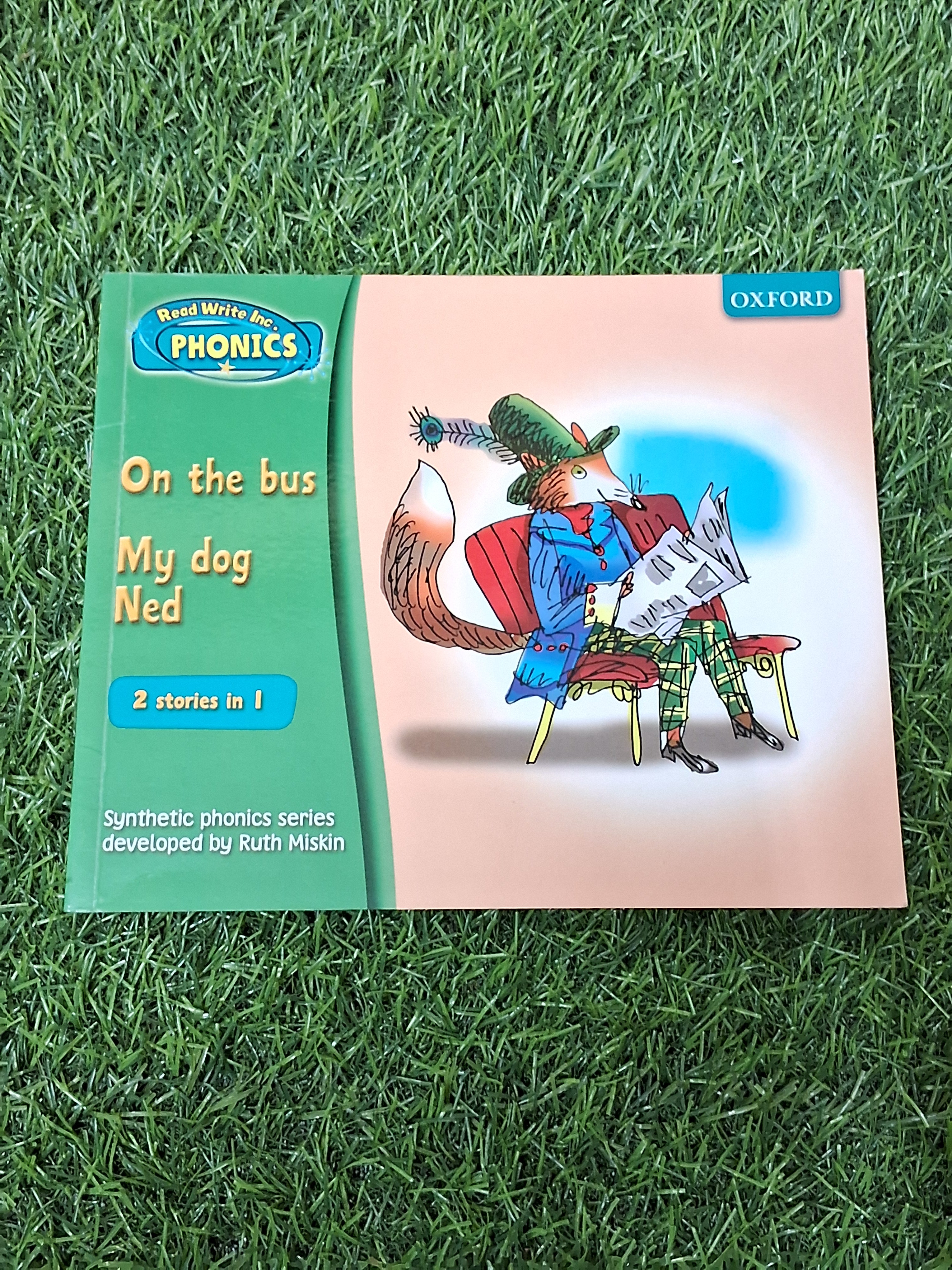 Phonics - On the Bus and My Dog Ned - 2 stories in 1 -  Excellent Condition Paperback