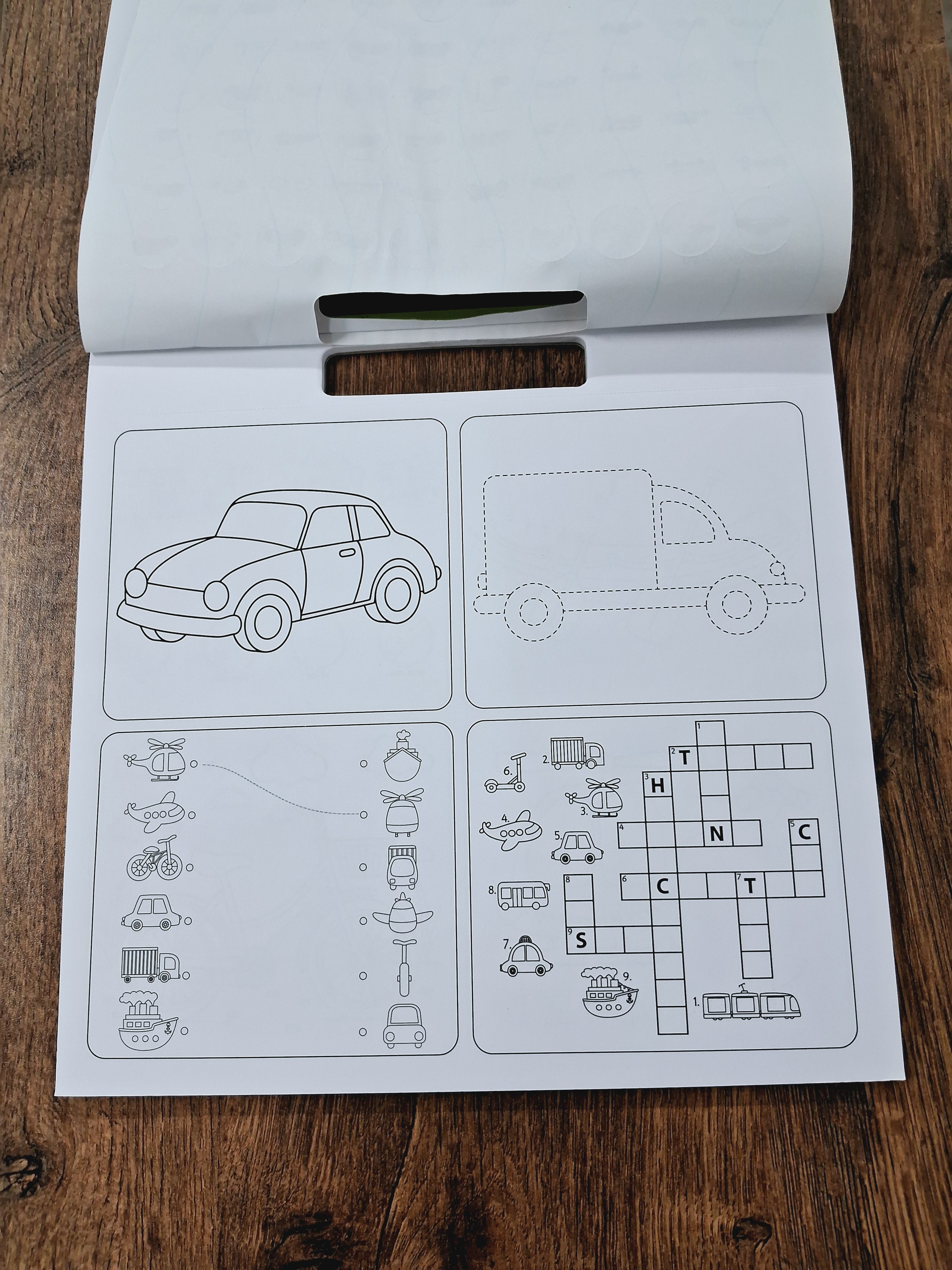 Things that Move Activity Pad (100 Stickers included)