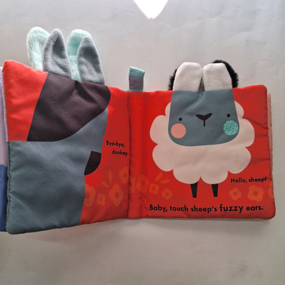 Baby Touch: Ears cloth book