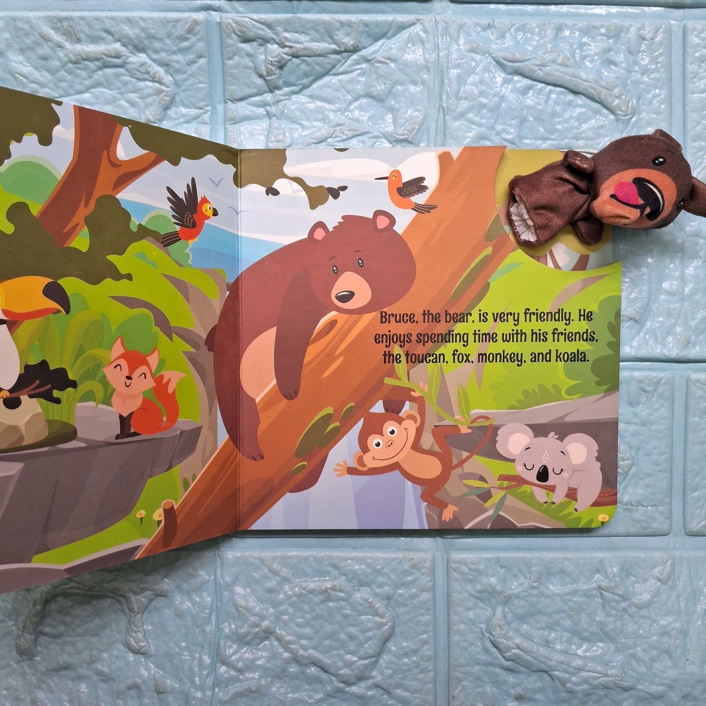 Puppet Book - Bruce the Bear