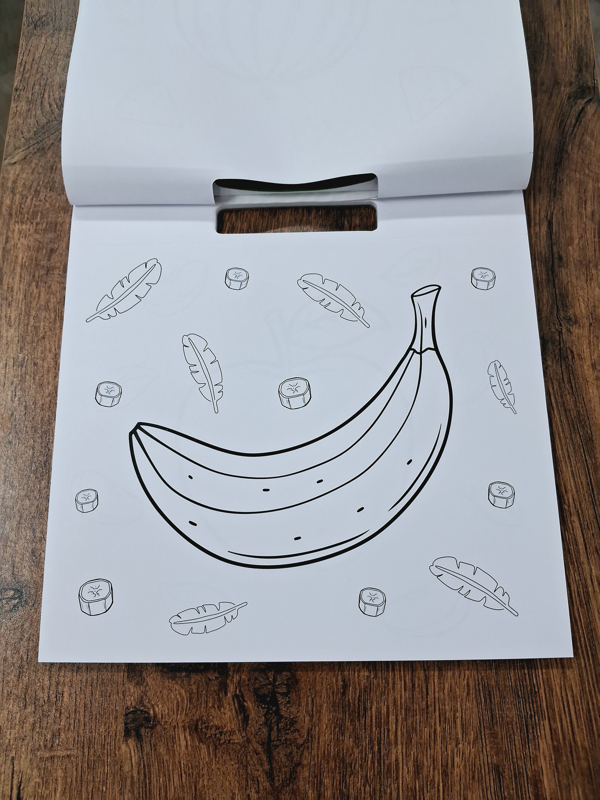 Fruits and Vegetables Colouring Pad (100 Stickers included)