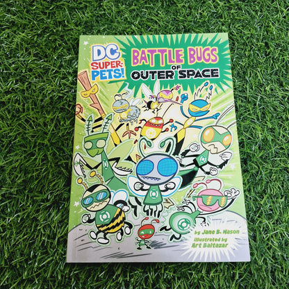 Battle bugs of outer space - Very Good Condition Paperback