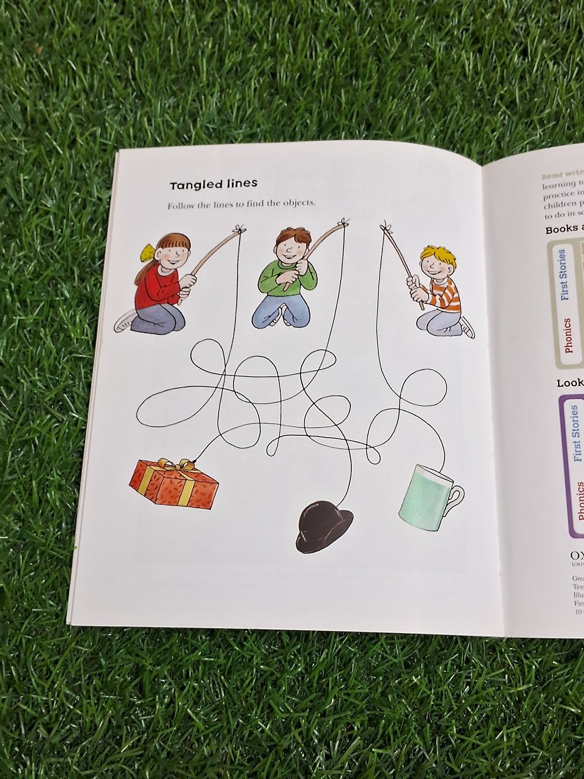 READ WITH BIFF CHIP & KIPPER - CHIP'S LETTER SOUNDS - Excellent Condition Paperback