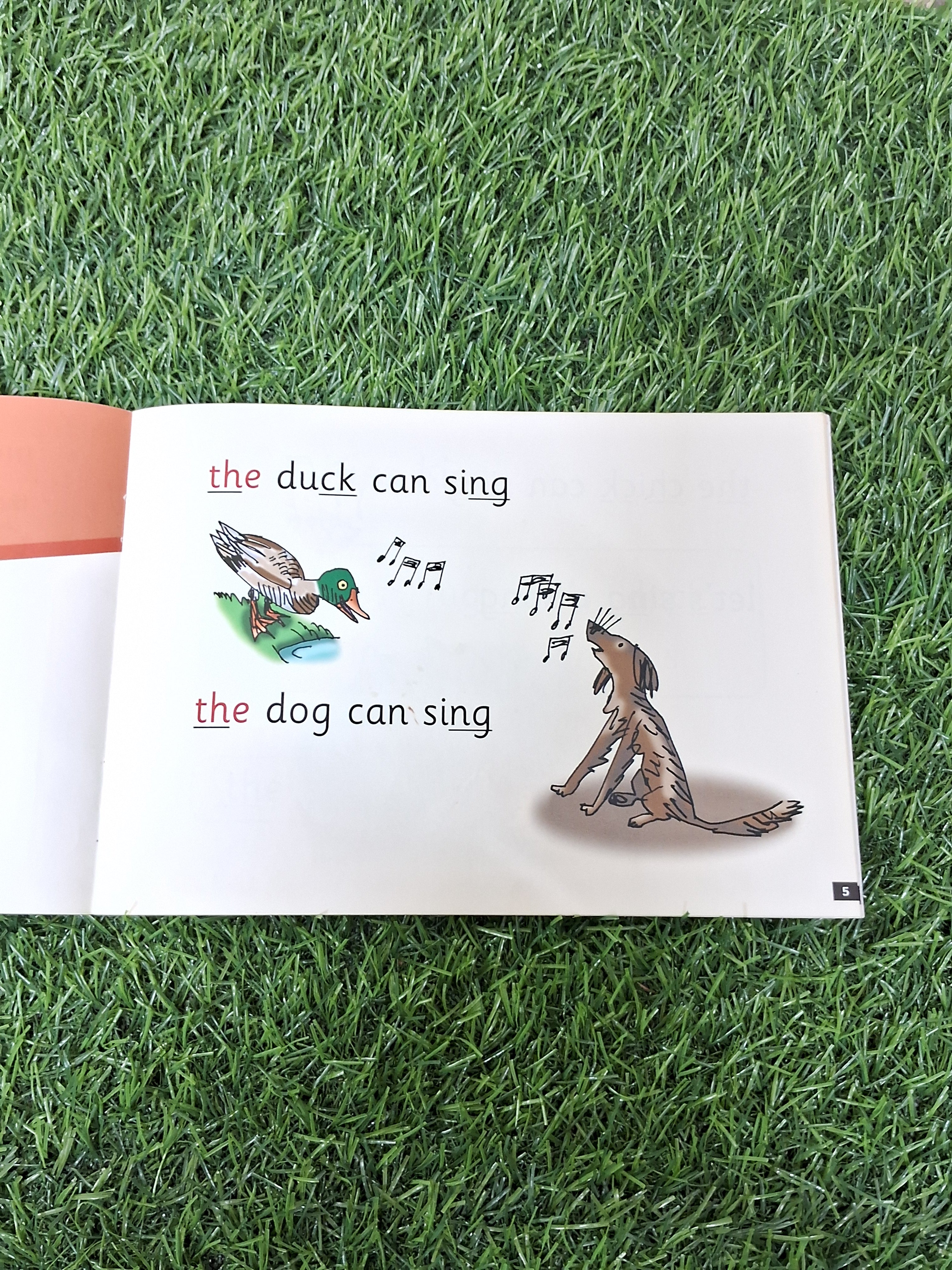 Phonics - Let's Sing -  Very Good Condition Paperback